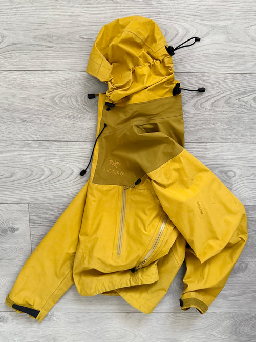 Arc'teryx 2003 Beta AR Gore-Tex Jacket in Tequila Yellow - Size M