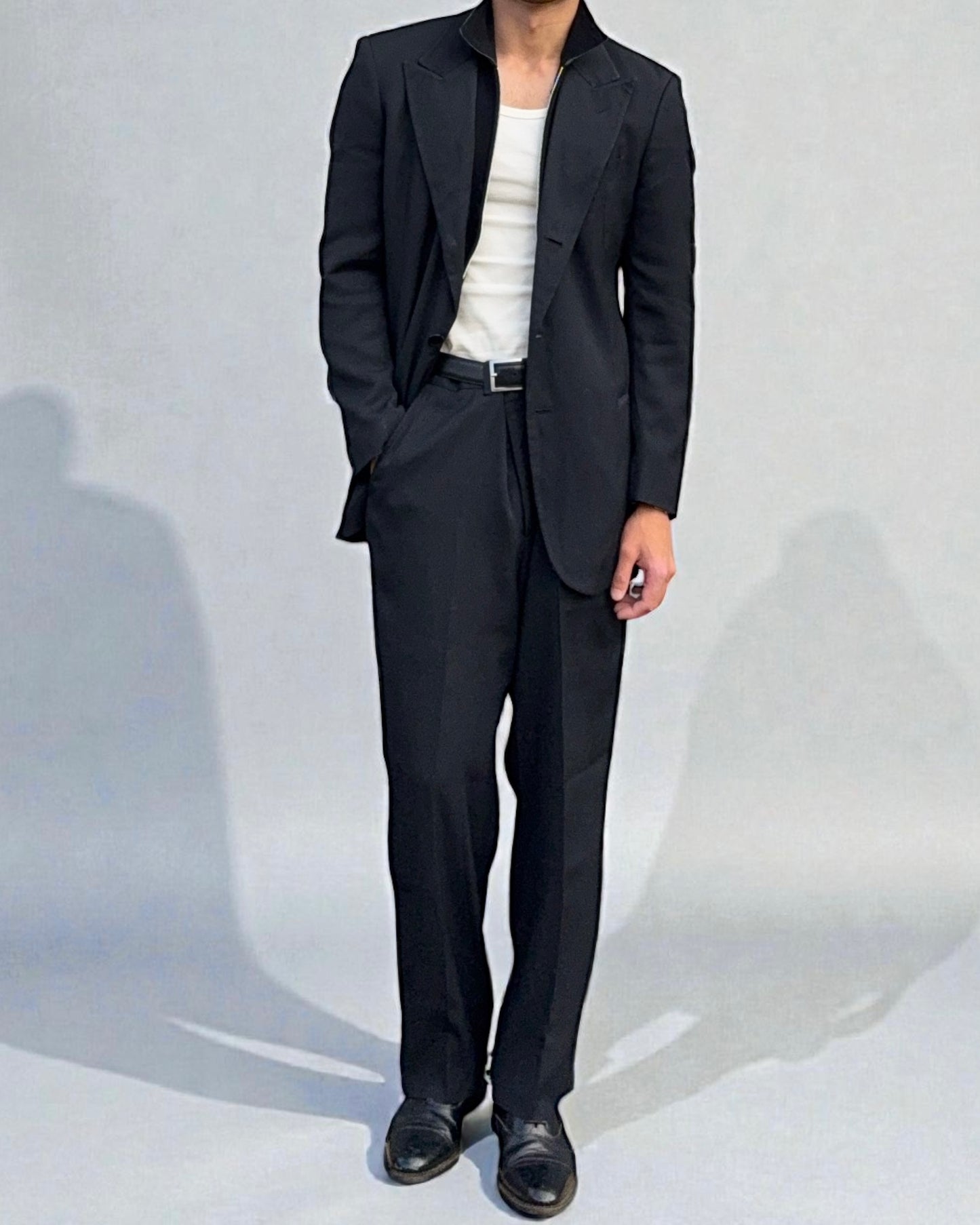 Giorgio Armani 1990s Black Pleated Wool Suit - Size L Jacket / 36" Waist