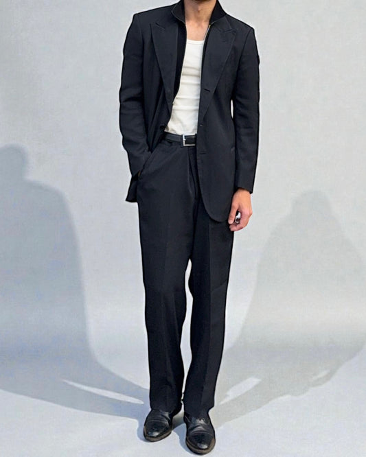 Giorgio Armani 1990s Black Pleated Wool Suit - Size L Jacket / 36" Waist