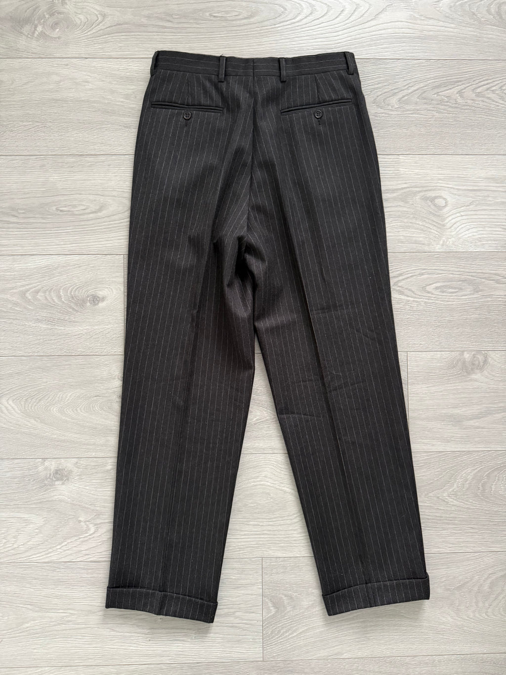 Valentino 1980s 6B Double Breasted Charcoal Wool Power Suit - Size M Jacket / 31" Waist