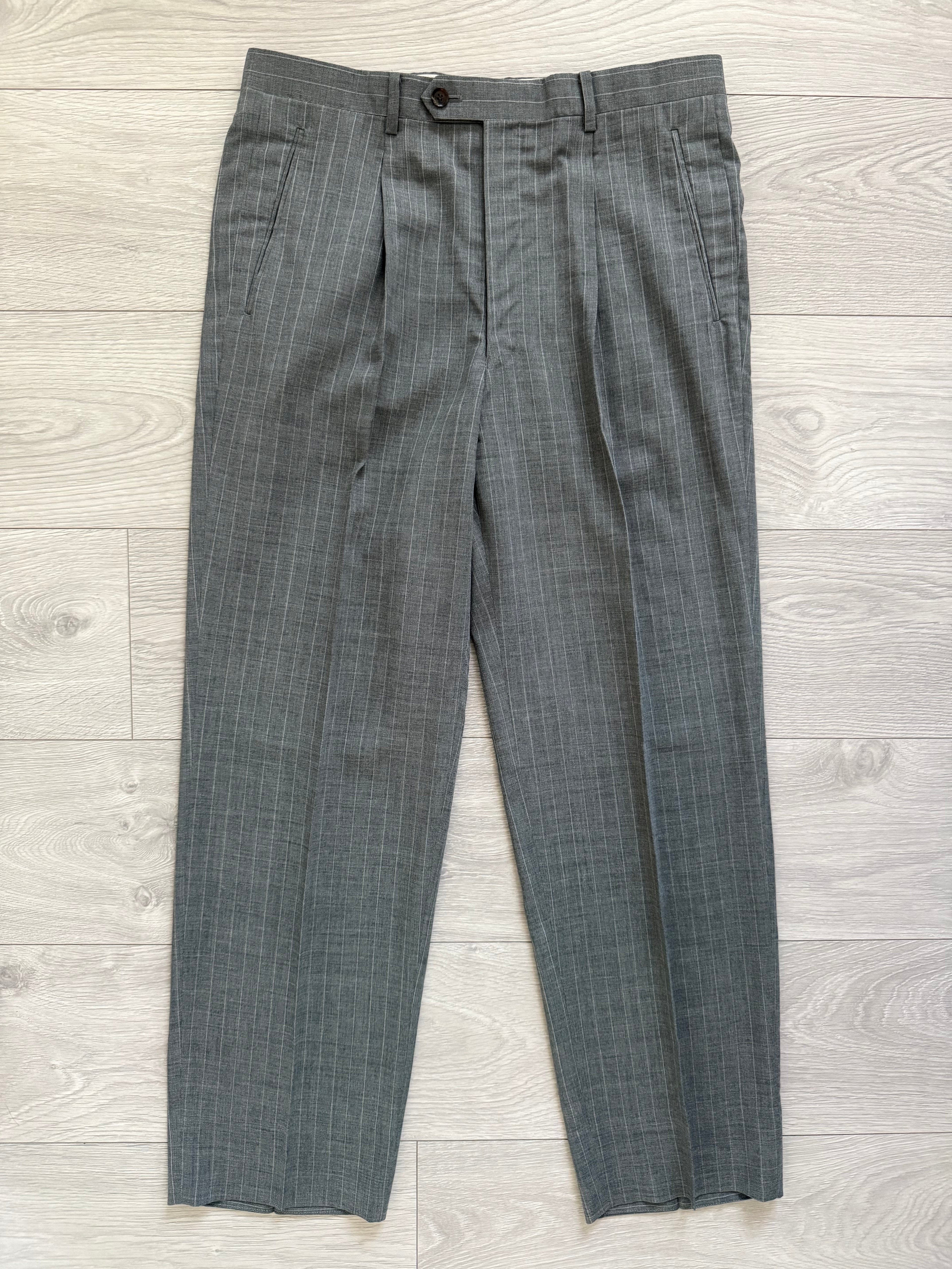 Dior 1980s Peak Lapel Double Breasted Pleated Grey Pinstriped Lightweight Suit - Size L Jacket / 33" Waist