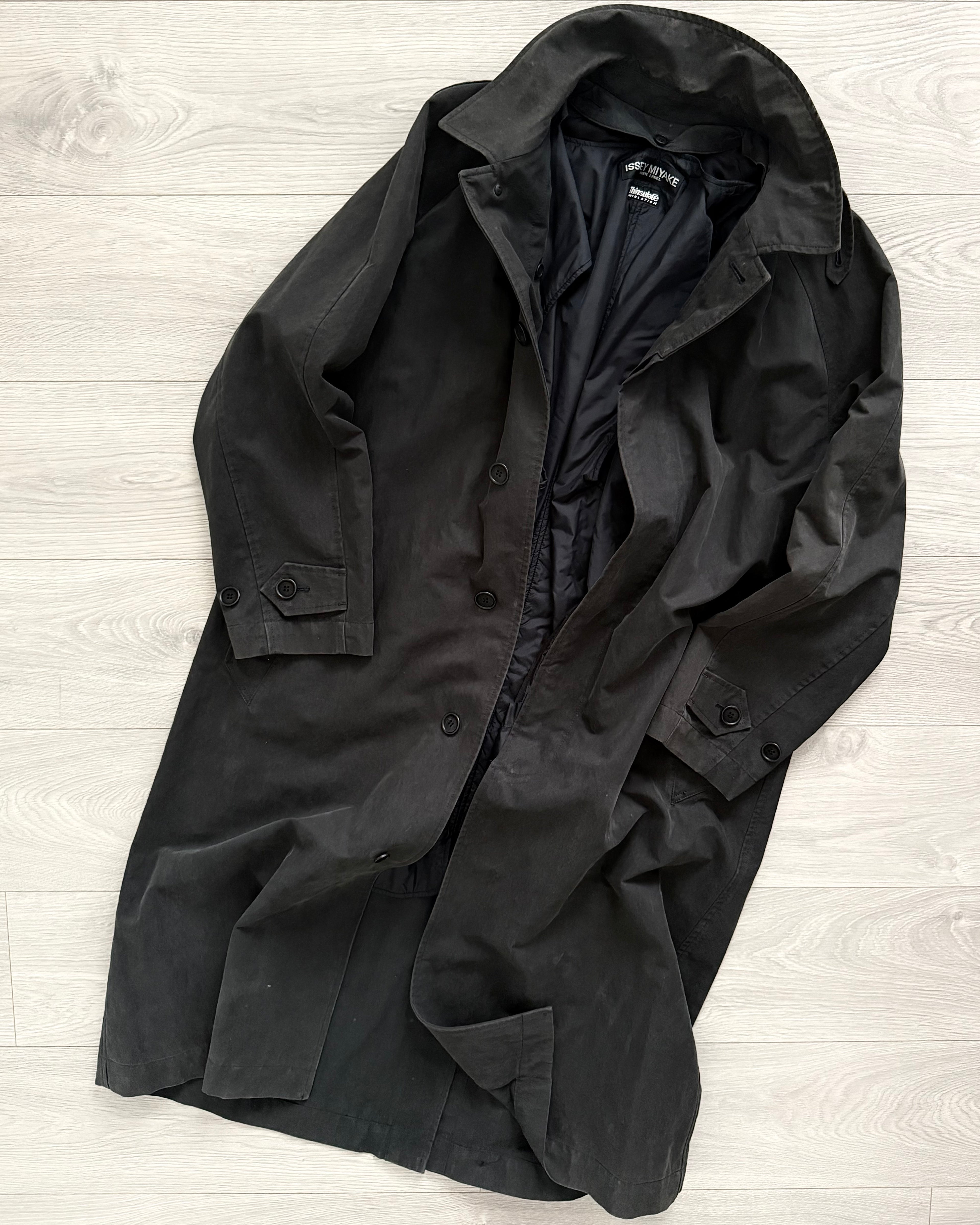 Issey Miyake FW2002 Thinsulate Waterproof Coat - Size L