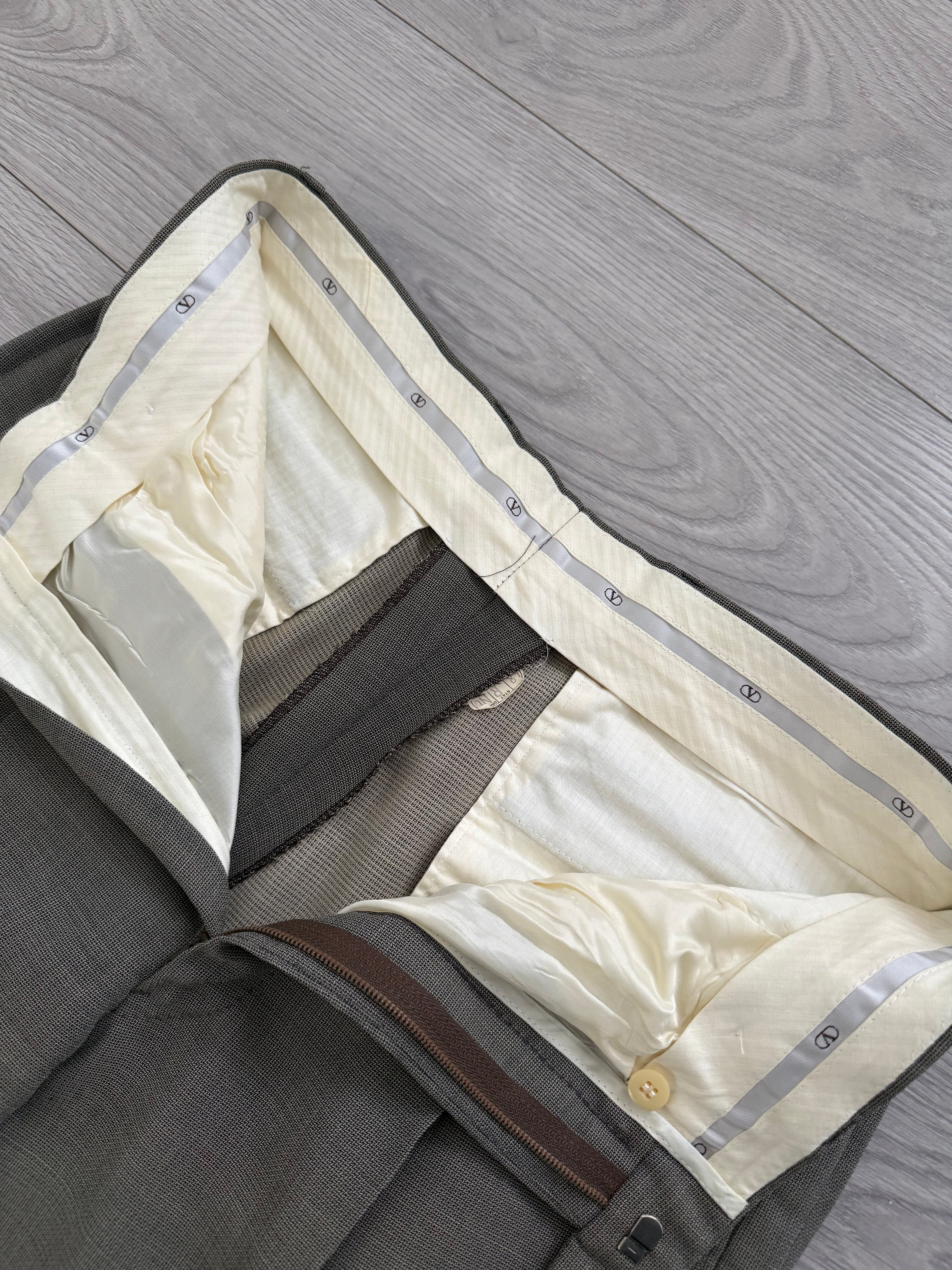 Valentino 1980s 6B Double Breasted Wool Power Suit in Taupe Olive - Size M Jacket / 32" Waist