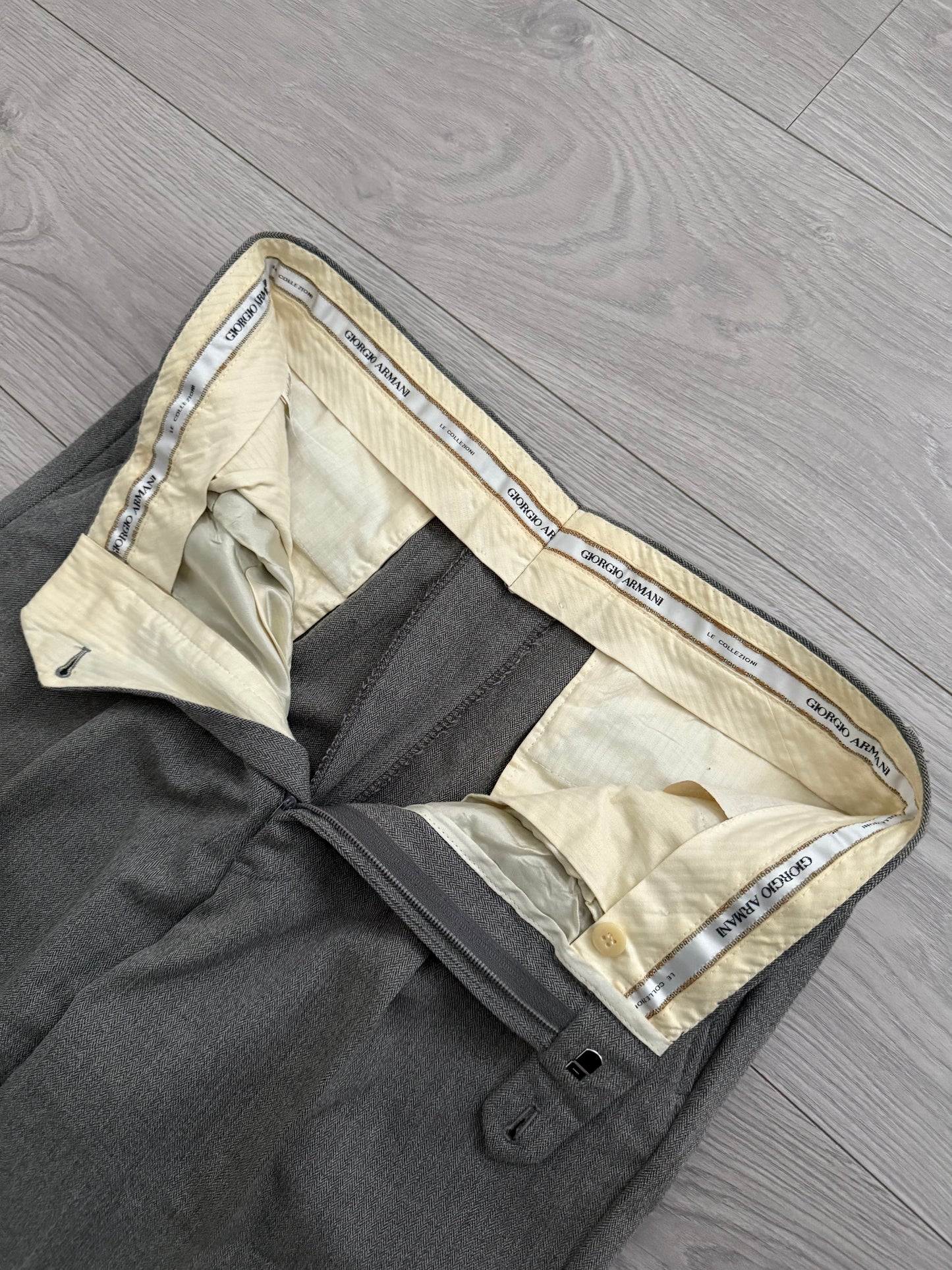 Giorgio Armani 1990s 3B Herringbone Weave Pleated Wool Suit - Size M Jacket / 32" Waist