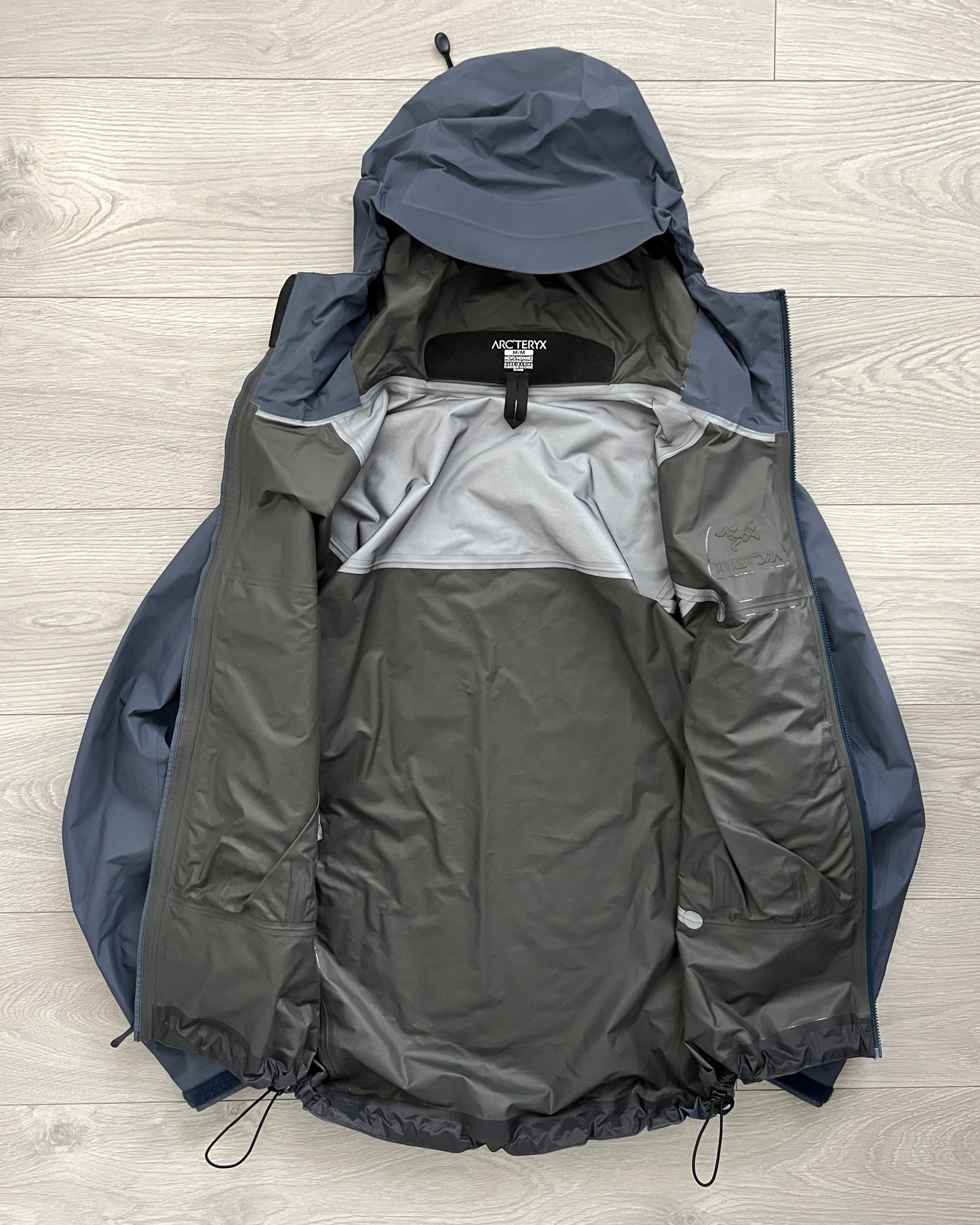 Arcteryx Beta SL Hybrid GoreTex Jacket - Size M