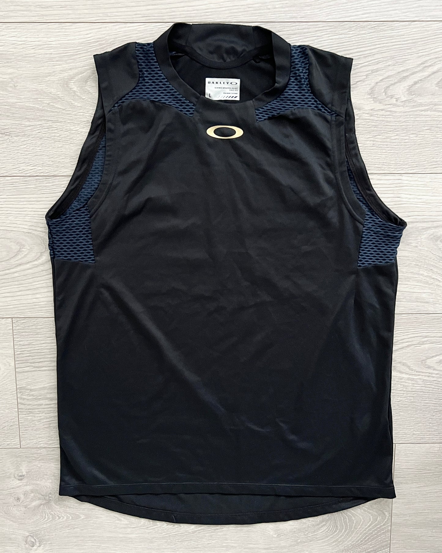 Oakley Technical Panelled Vest - Size M