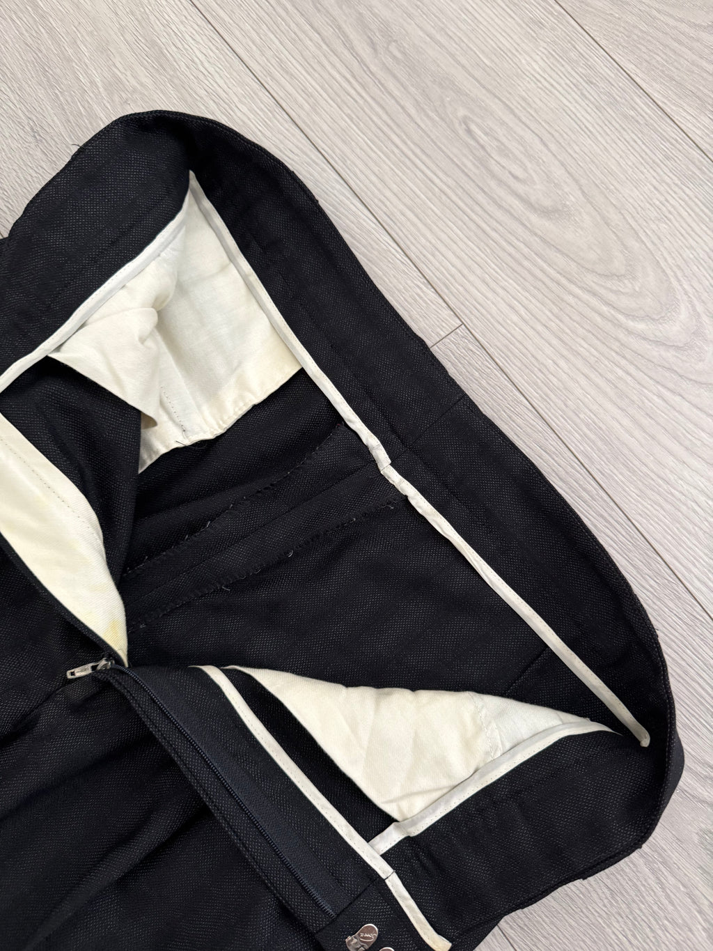 Versace 1980s Notch Lapel Double Breasted Triple Pleat Textured Black Wool Suit - Size M Jacket / 32" Waist