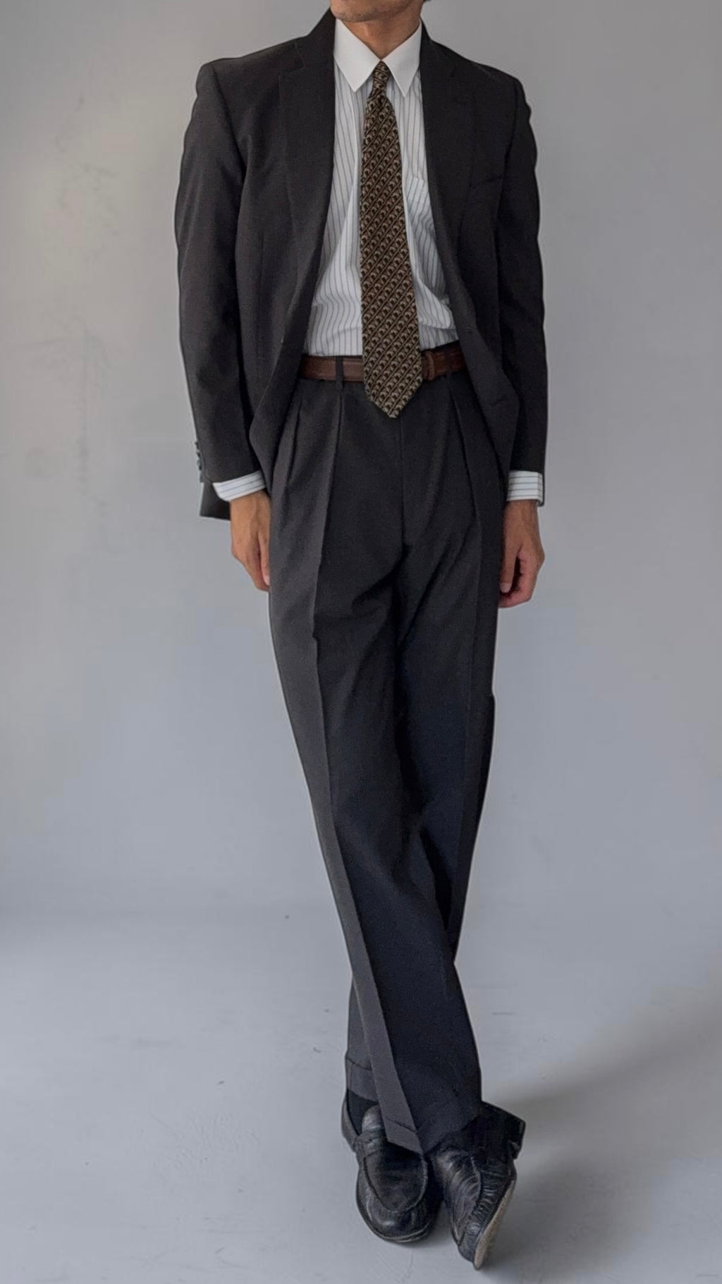 Ralph Lauren 1990s 2B Pleated Lightweight Wool Suit Grey - Size S Jacket / 32" Waist