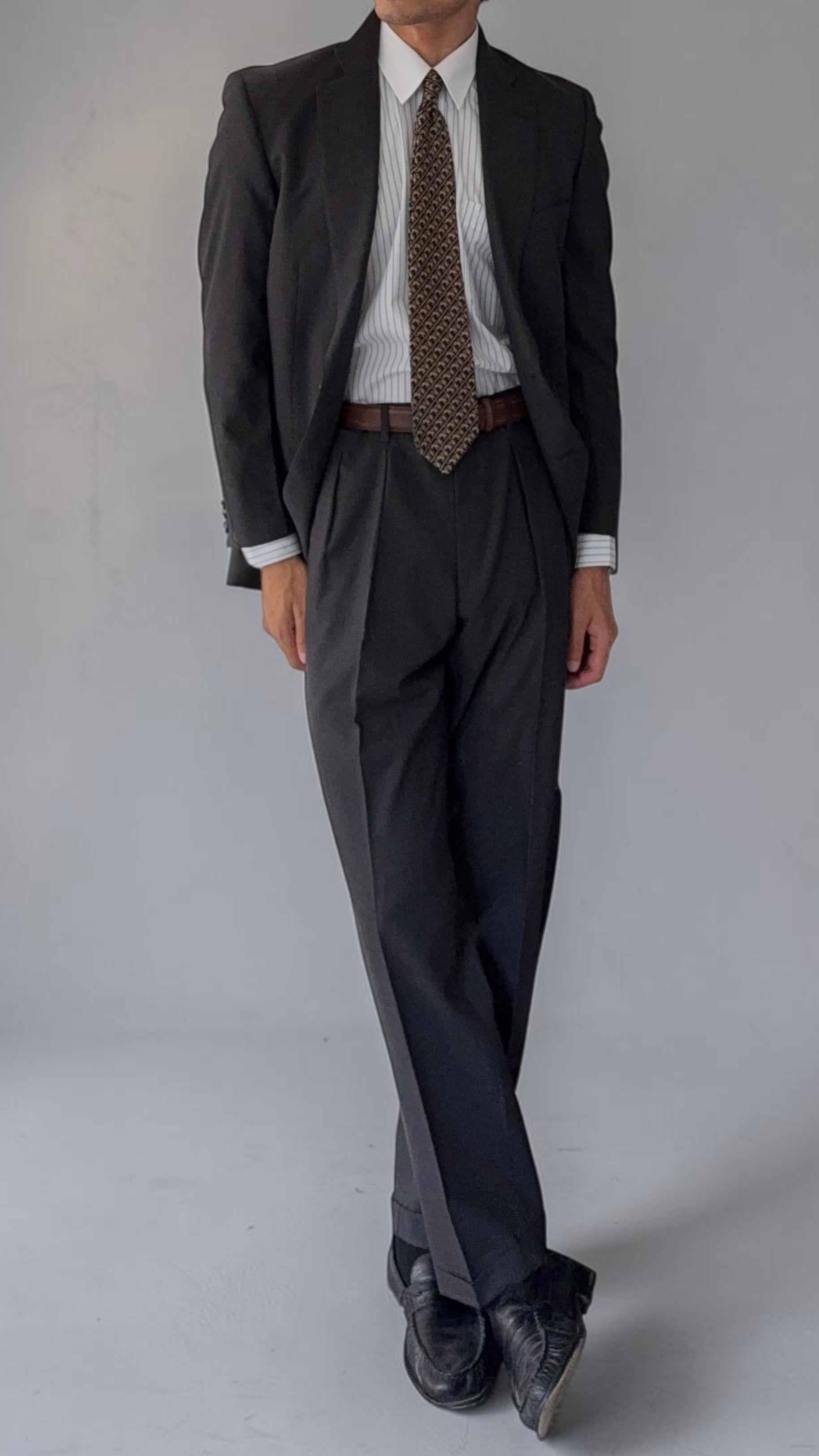 Ralph Lauren 1990s 2B Pleated Lightweight Wool Suit Grey - Size S Jacket / 32" Waist