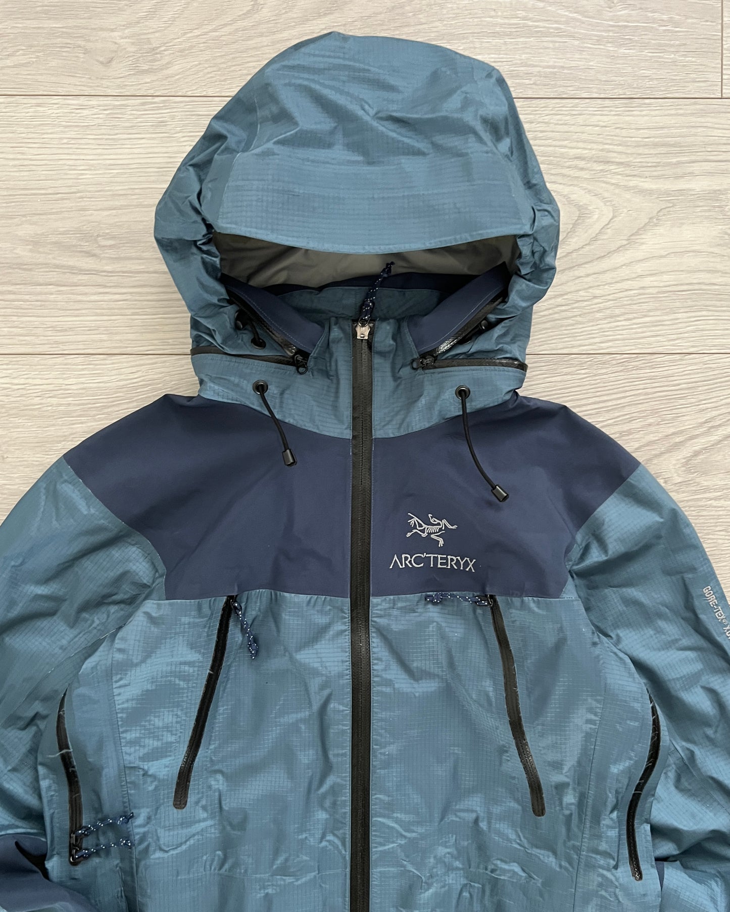 Arcteryx Early 00s Theta GoreTex Shell Jacket in Smoke Blue - Size Mens XS / Womens S