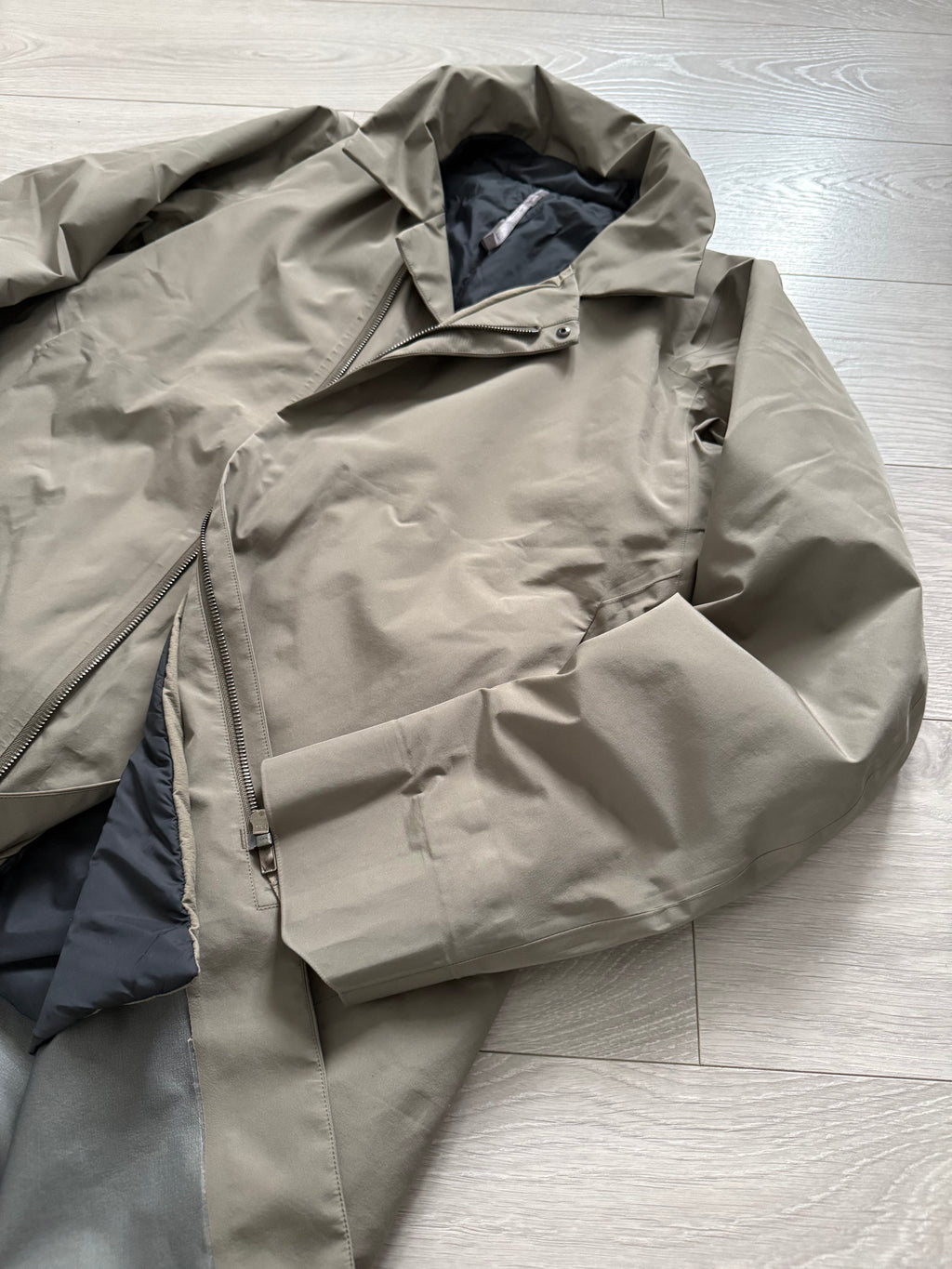 Arc’teryx Veilance Galvanic IS Coat in Boron - Size S