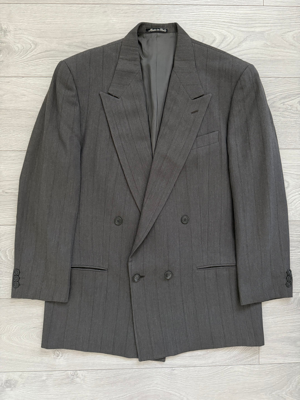 Giorgio Armani 1980s Peaked Lapel Double Breasted Textured Wool Pleated Suit - Size L Jacket / 36" Waist