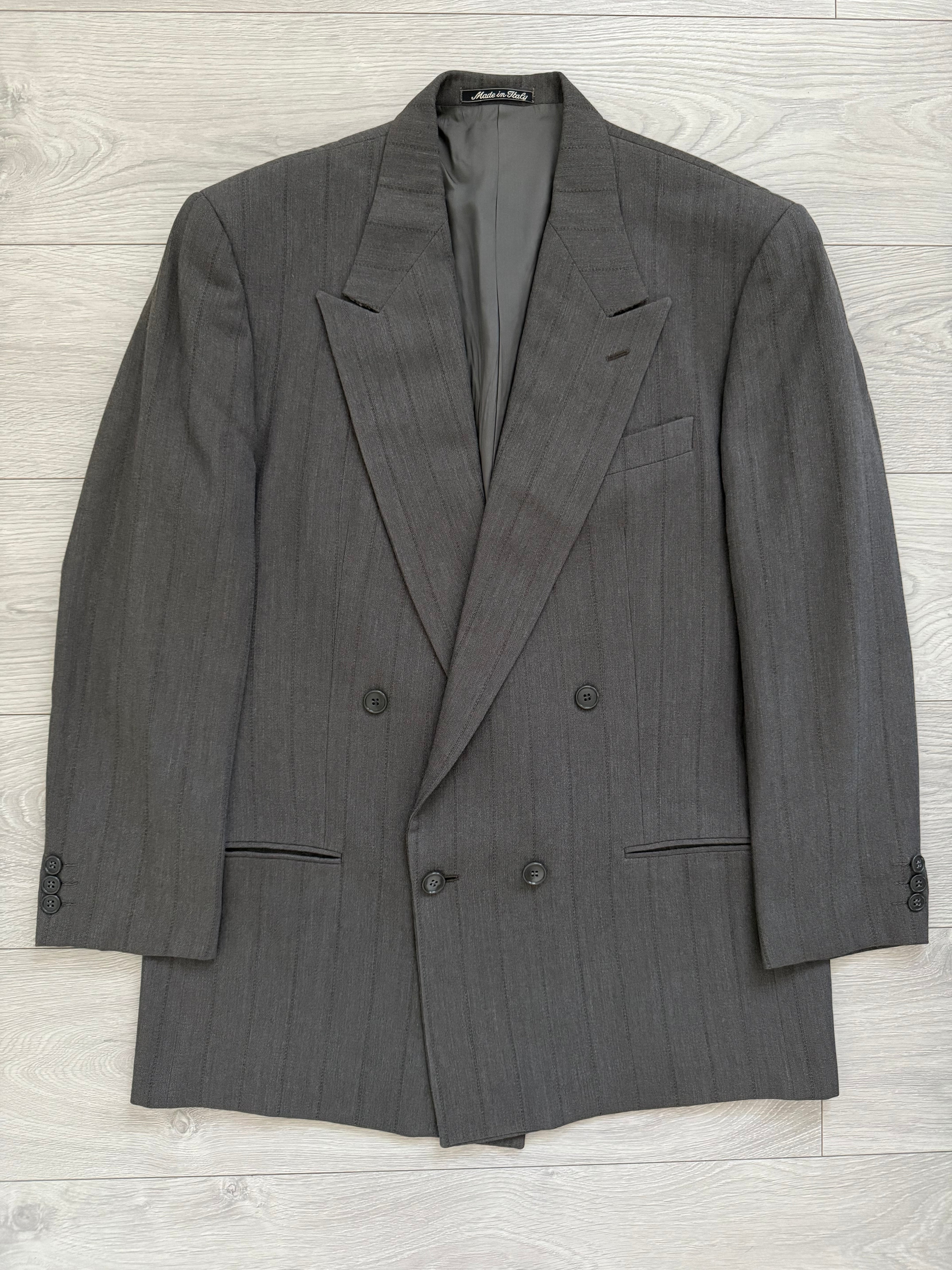 Giorgio Armani 1980s Peaked Lapel Double Breasted Textured Wool Pleated Suit - Size L Jacket / 36" Waist