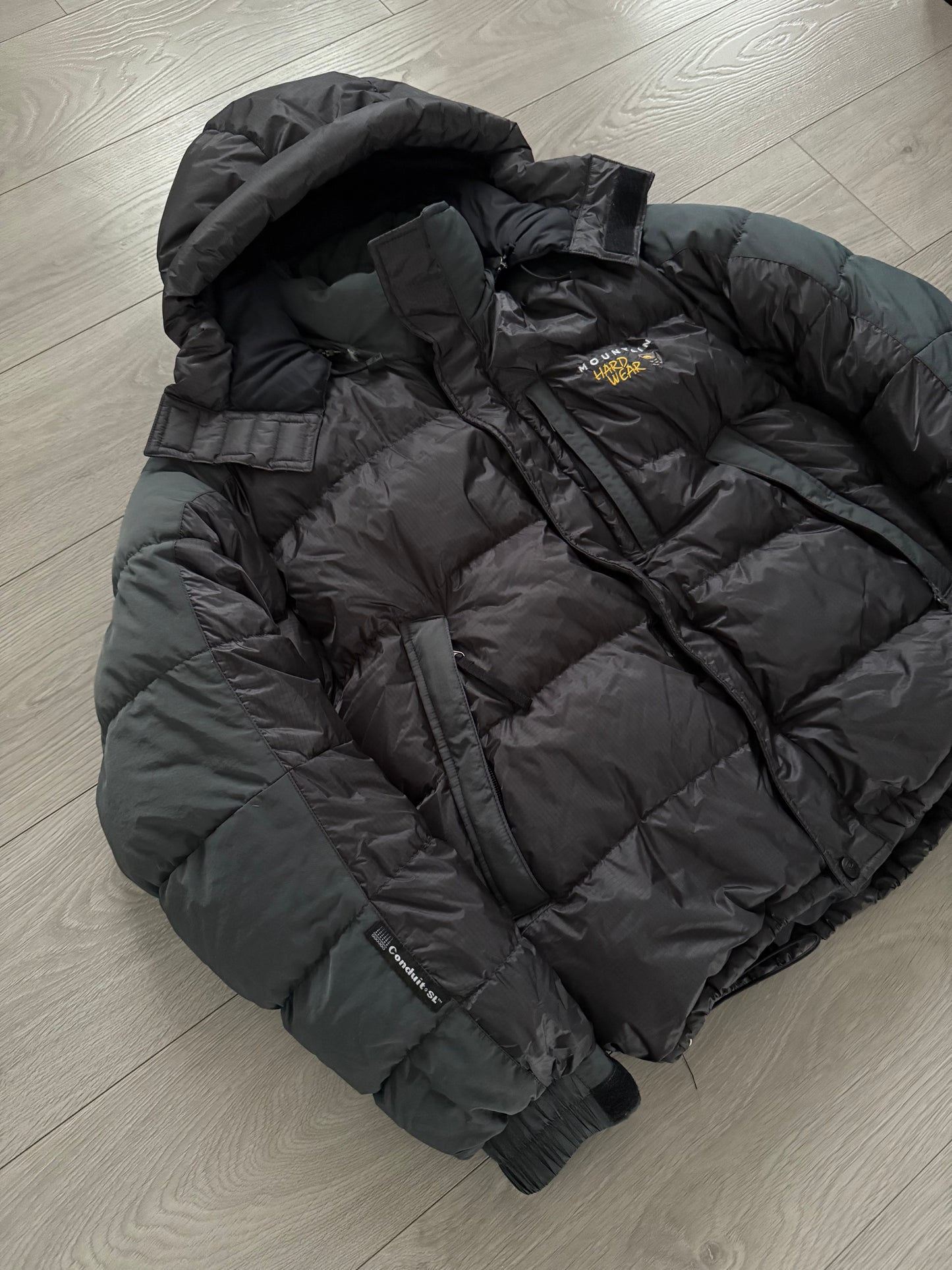 Mountain Hardwear 00s Conduit 'Sub Zero' Down Puffer Jacket - Size M