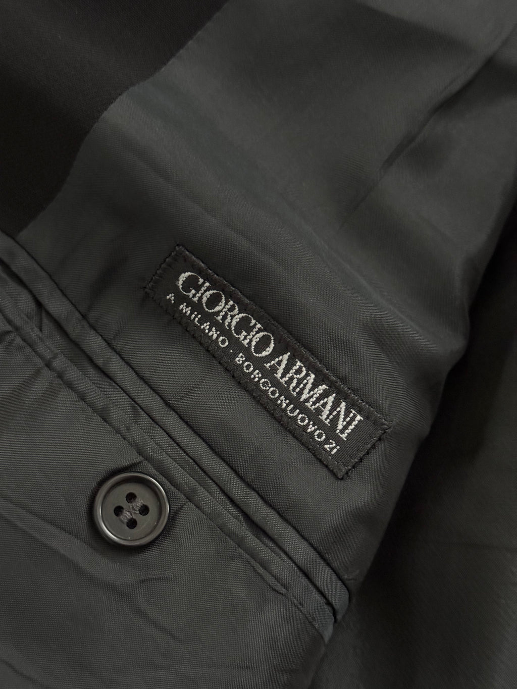 Giorgio Armani Black Label 1990s 3B Relaxed Draped Wool Suit Black - Size XL Jacket / 36" Waist