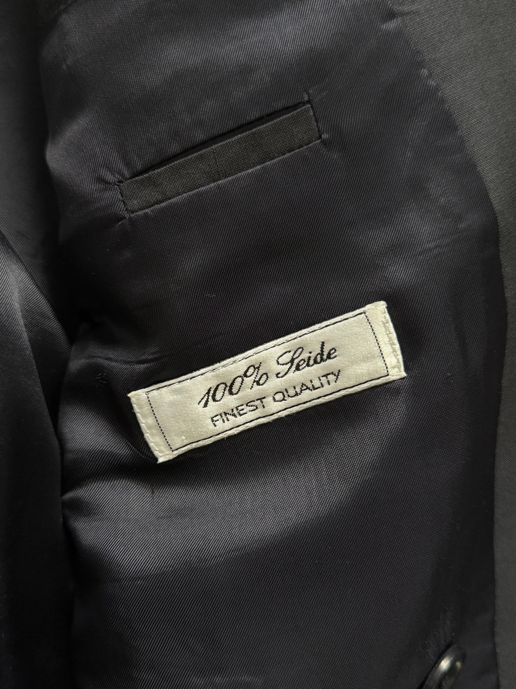 Hugo Boss 1980s 'Tango' Double Breasted Peaked Lapel Silk Suit - Size XL Jacket / 35" Waist