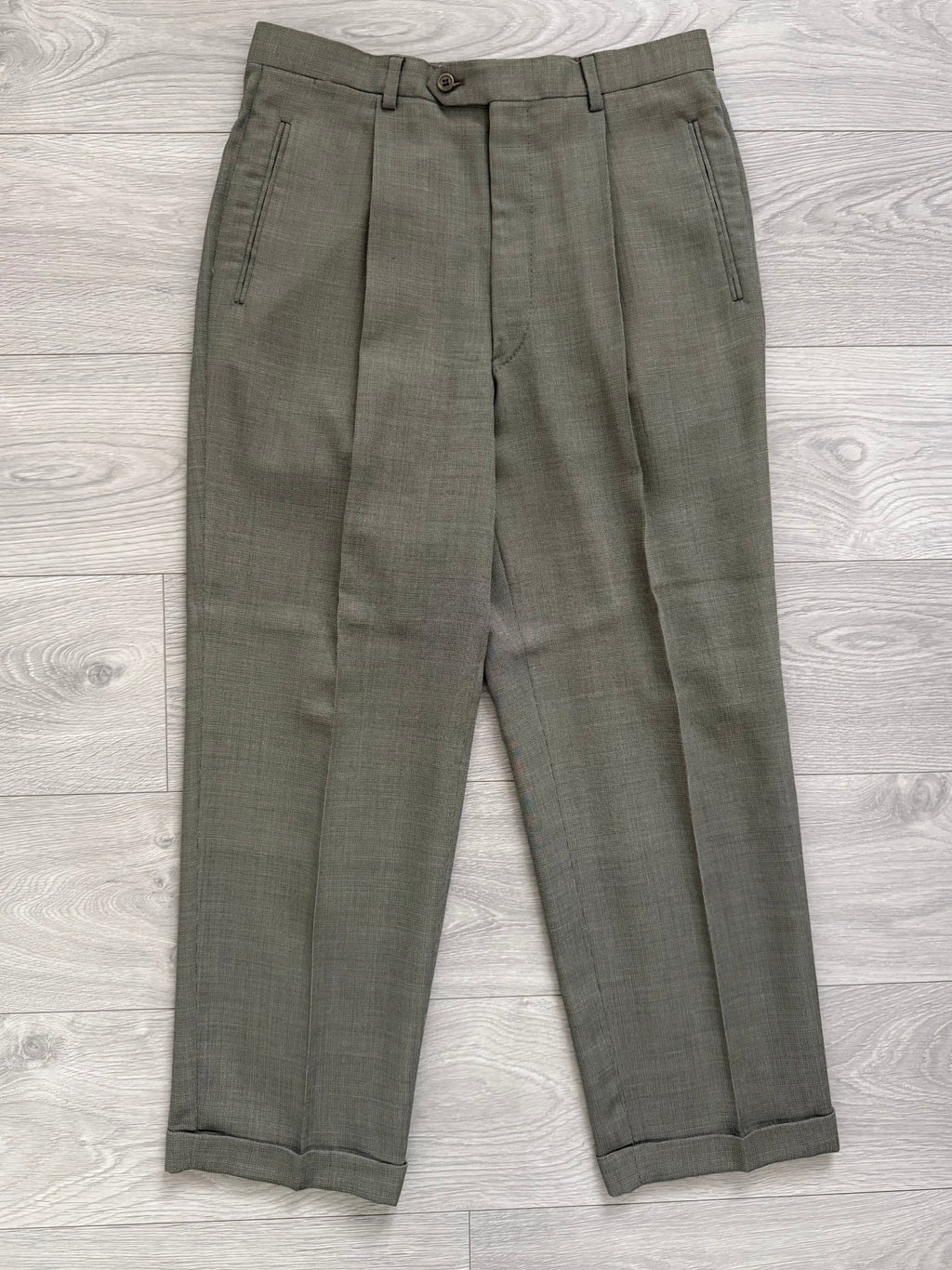 Valentino 1980s 6B Double Breasted Wool Power Suit in Taupe Olive - Size M Jacket / 32" Waist