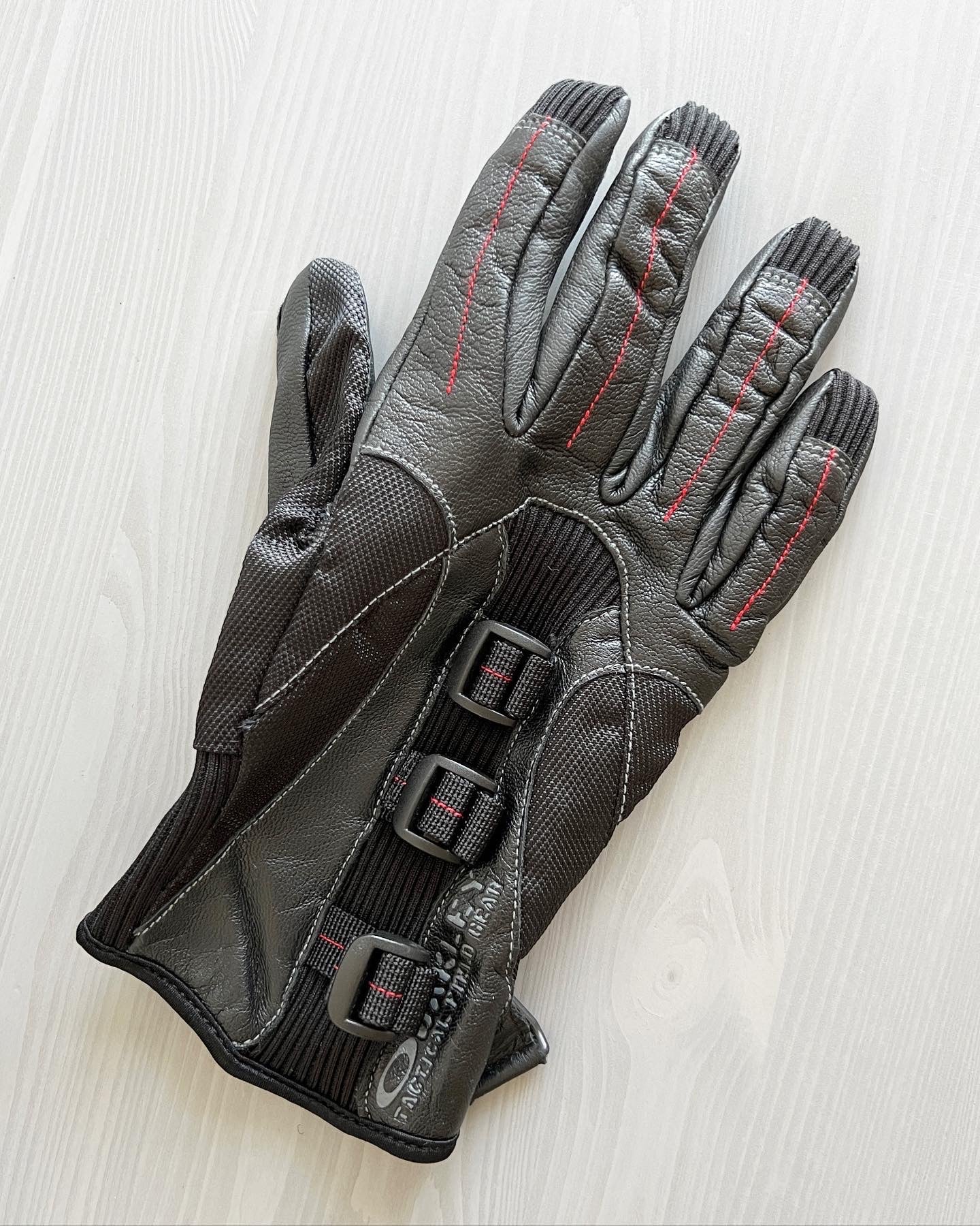 Oakley TFG Technical Multi-Fabric Gloves