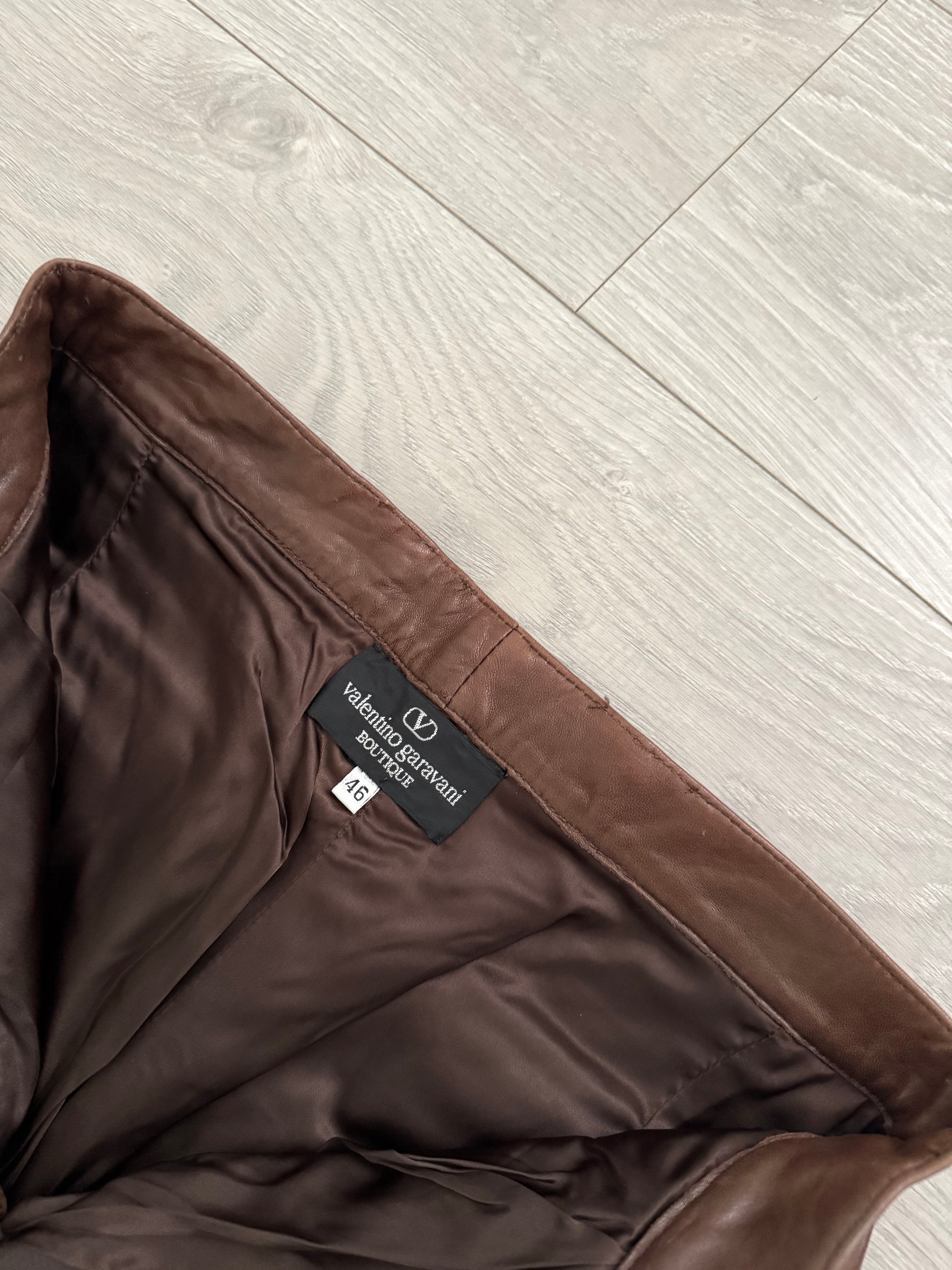Valentino 1980s Pleated Leather Brown Pants - Size 30" Waist