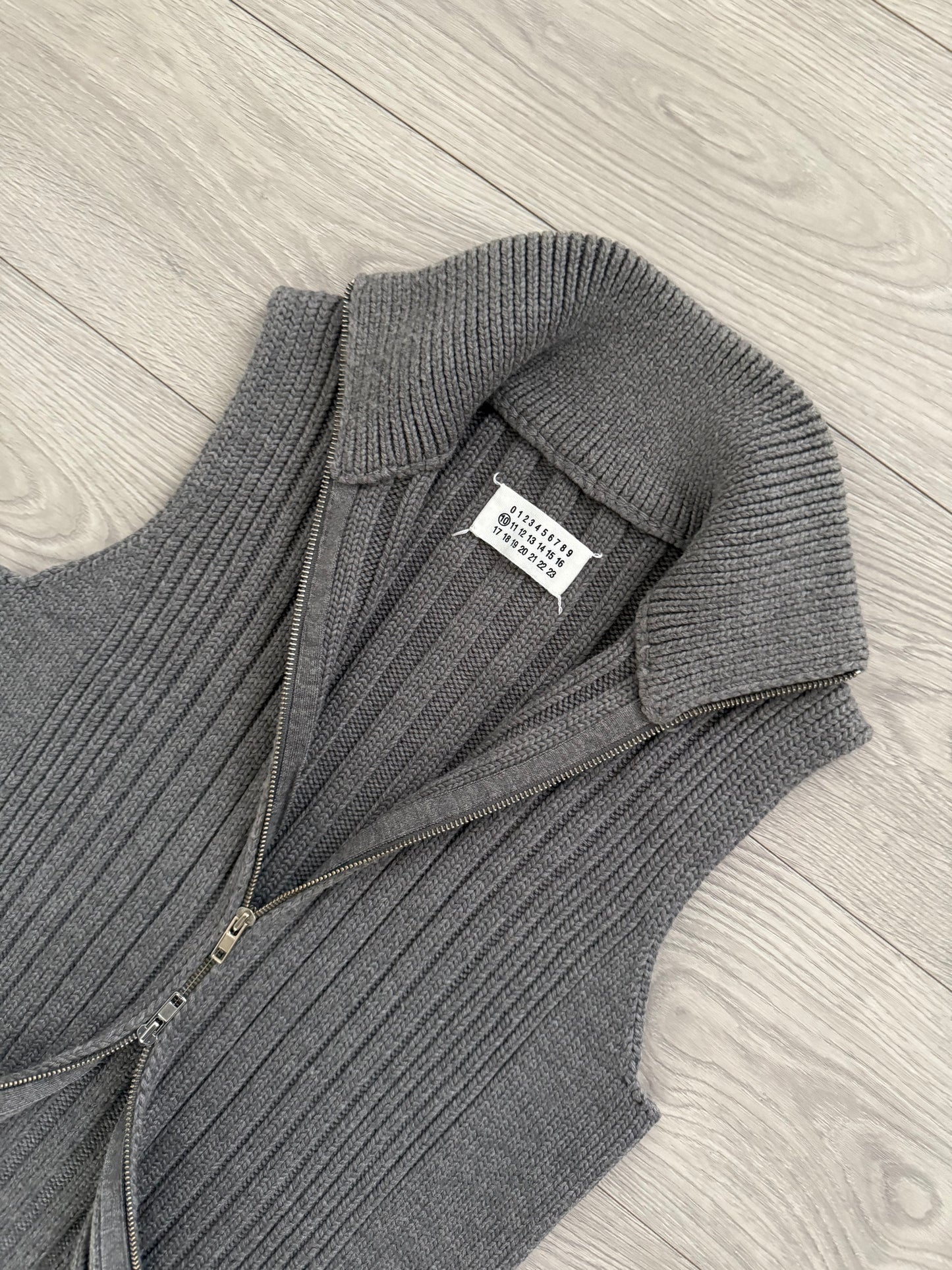 Maison Martin Margiela FW2011 Heavy Knit Ribbed Vest - Size M