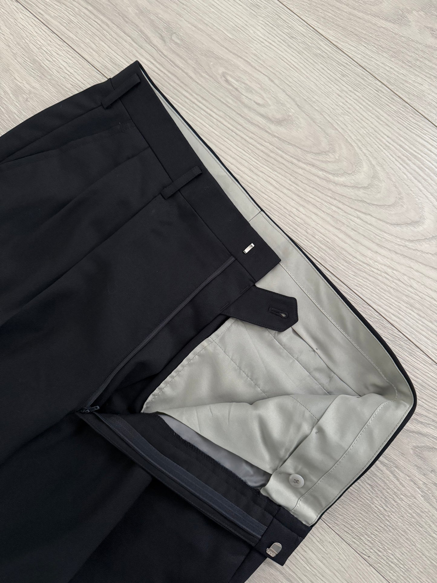 Le Chic Doremuil Fabric Pleated Wool Suit - Size L Jacket / 34" Waist