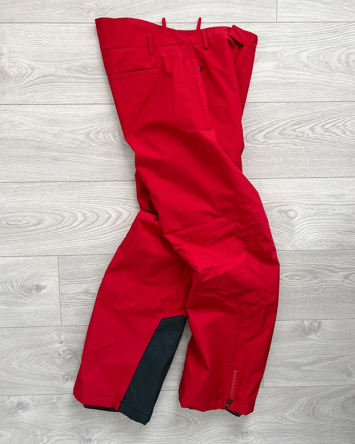 Prada Sport AW2001 Gore-Tex Insulated Pants - Size 32 – NDWC0 Shop