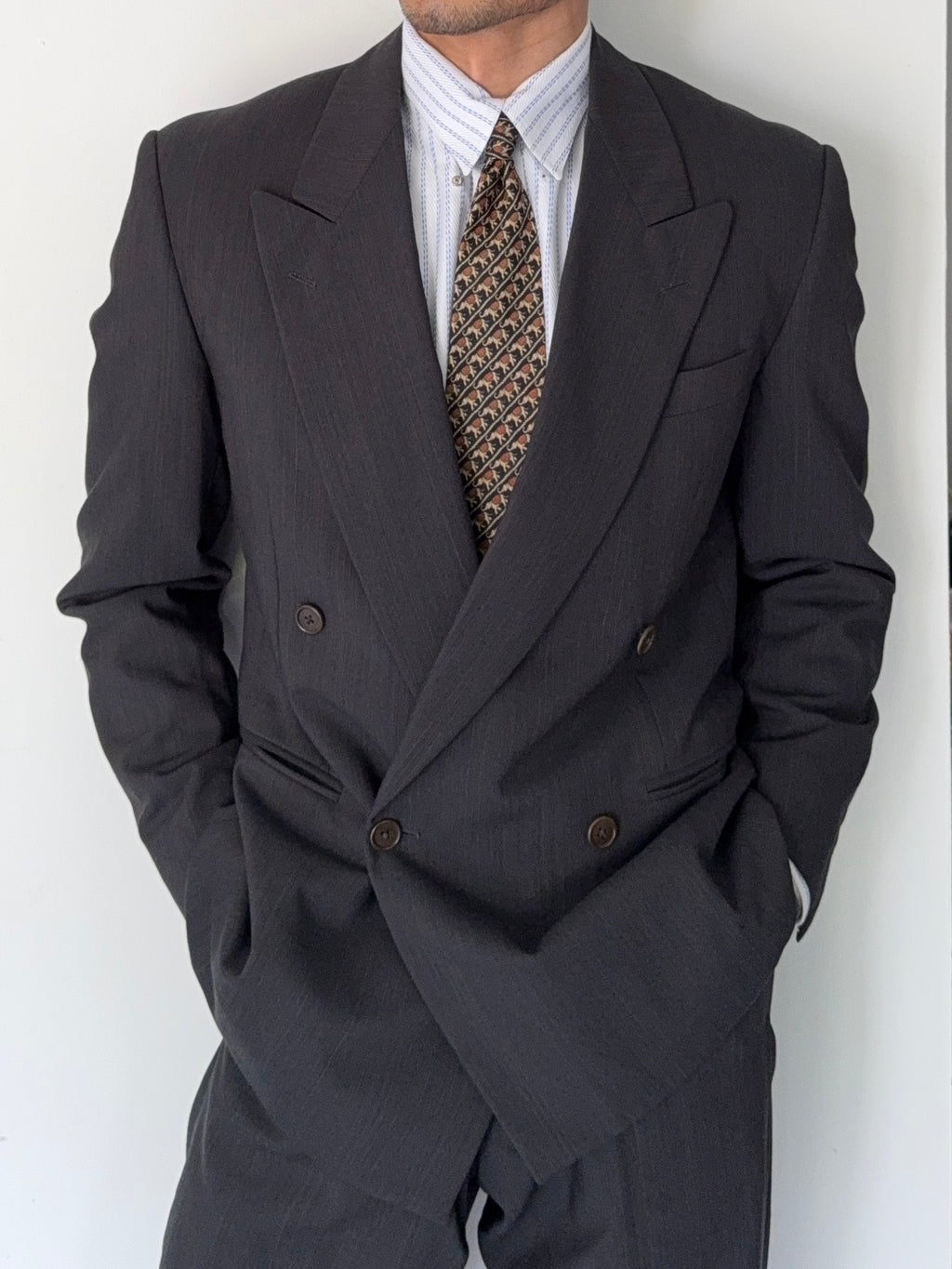 Gianfranco Ferre 1980s Peaked Lapel Double Breasted Pleated Wool Lightweight Suit Grey - Size S Jacket / 29" Waist