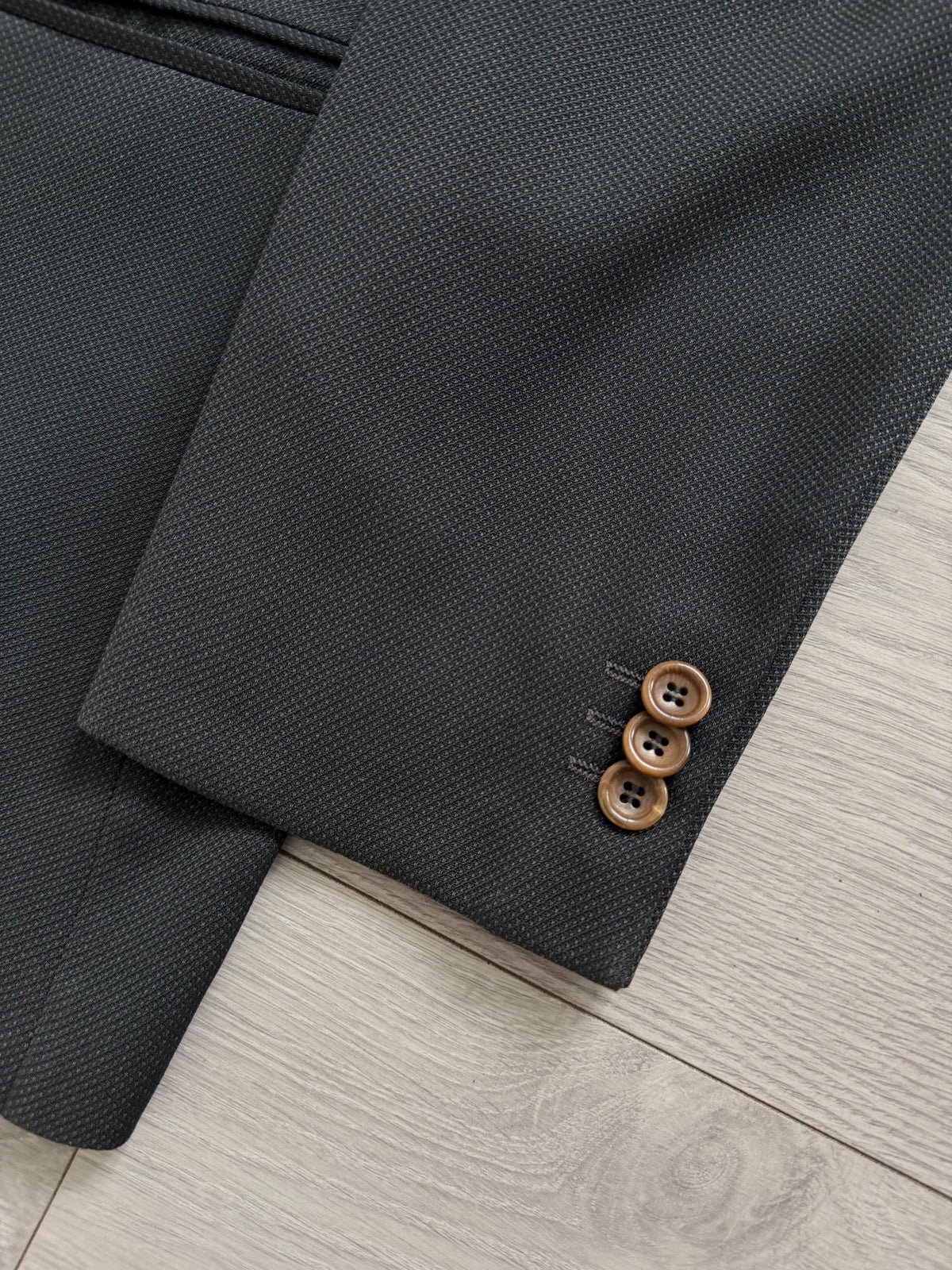 Armani 1990s Peaked Lapel Double Breasted Pleated Wool Silk Suit Dark Forest Green - Size L Jacket / 34" Waist