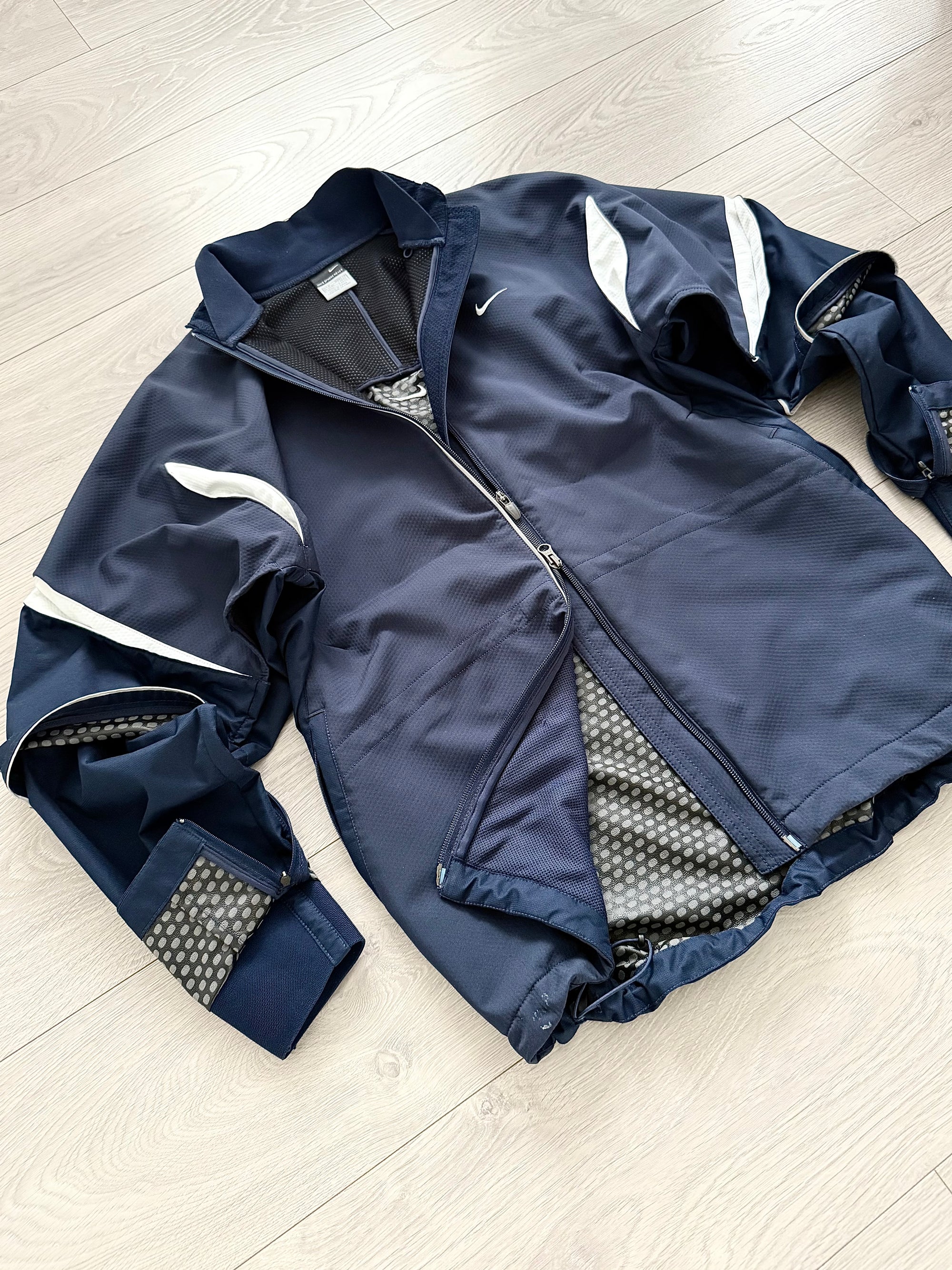 Nike Sphere React 3D Articulated Sleeve Technical Jacket - Size M