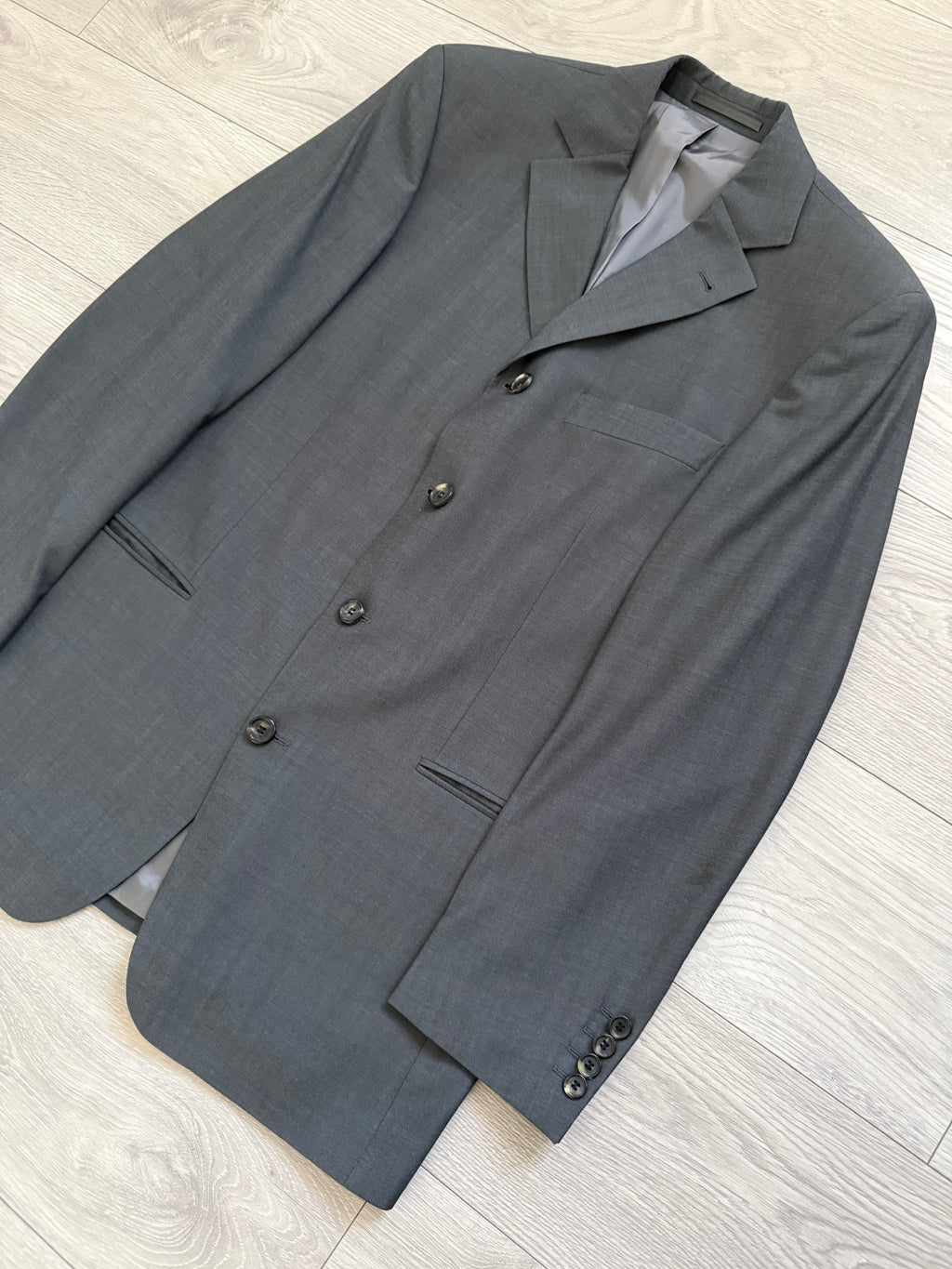 Hugo Boss 1990s 'Sigma' 4B Pleated Wool Grey Suit - Size M Jacket / 32" Waist