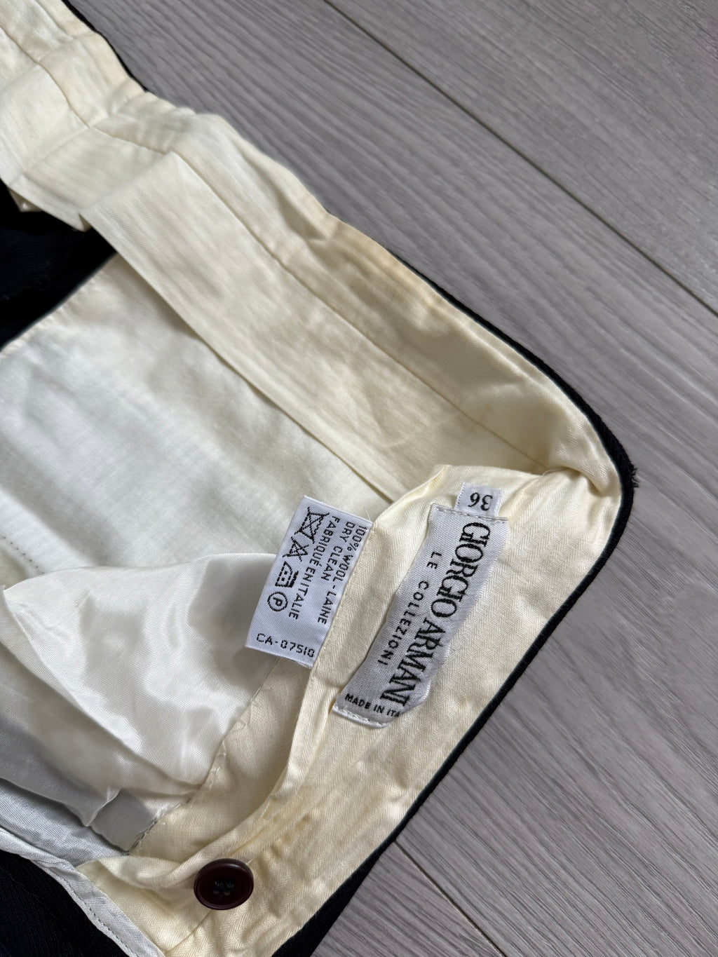 Giorgio Armani 1980s Double Pleat Wool Navy Pants - Size 36" Waist