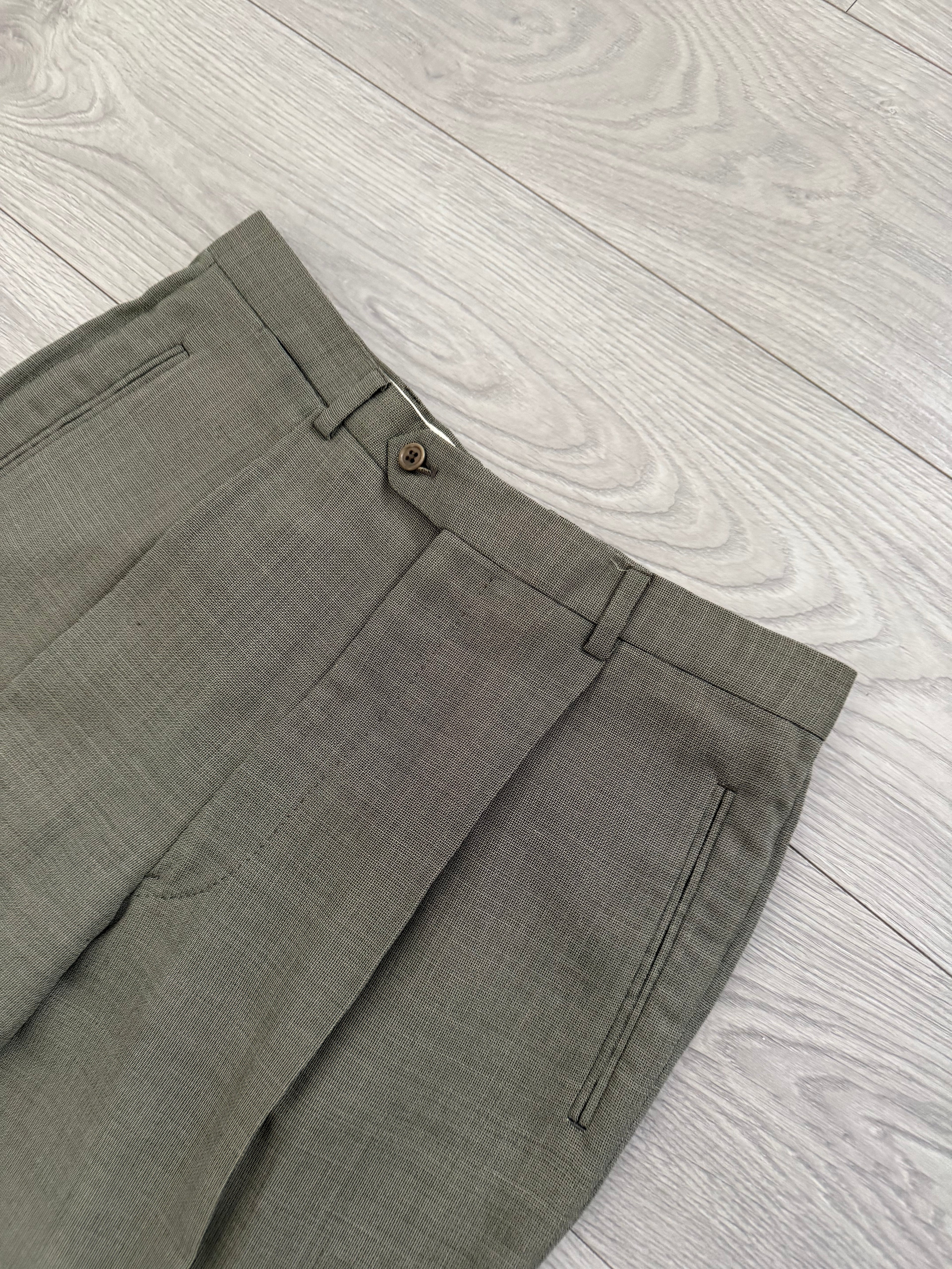 Valentino 1980s 6B Double Breasted Wool Power Suit in Taupe Olive - Size M Jacket / 32" Waist