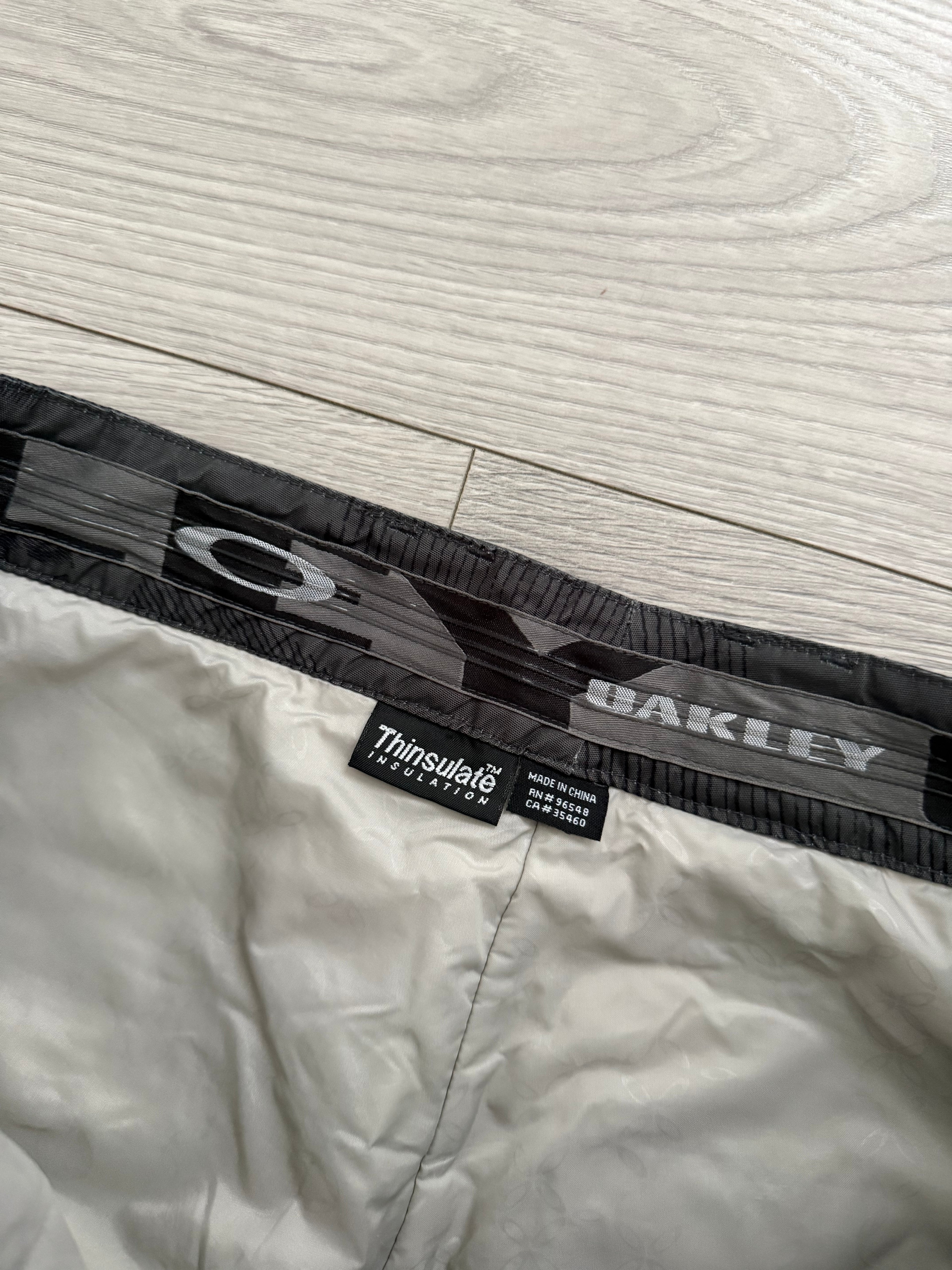 Oakley FW2008 Thinsulate Waterproof Skull Camo Pants - Size 32