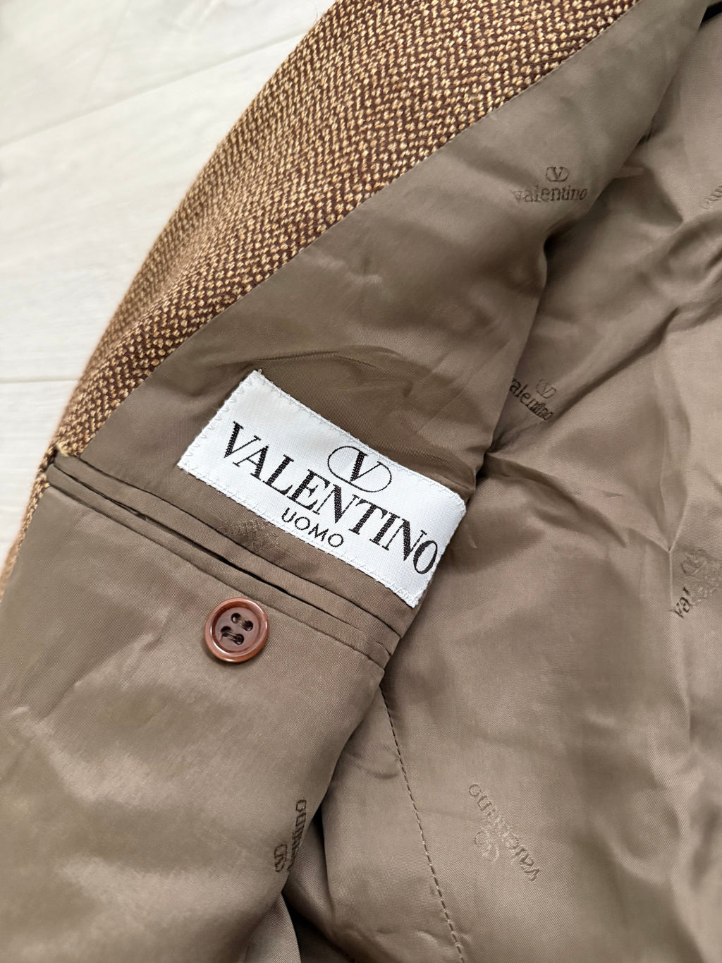 Valentino 1980s Micro Herringbone 3B Tobacco Brown Wool Sports Blazer Jacket - Size L