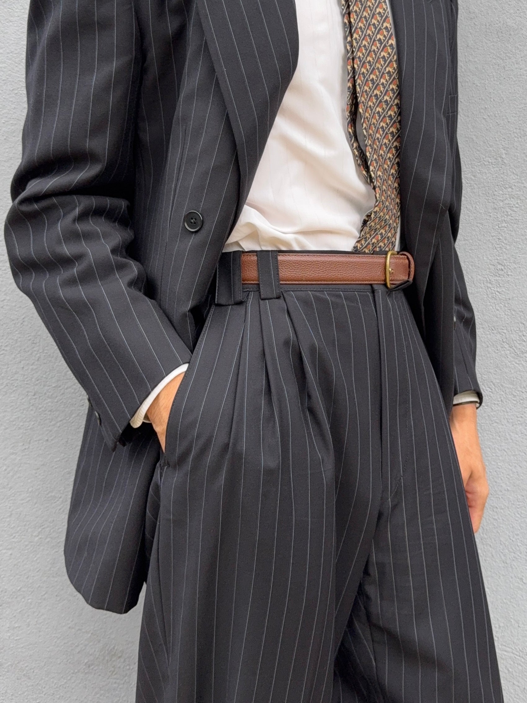 Versace 1980s Peak Lapel Double Breasted Triple Pleated Wool Striped Suit - Size L Jacket / 33" Waist