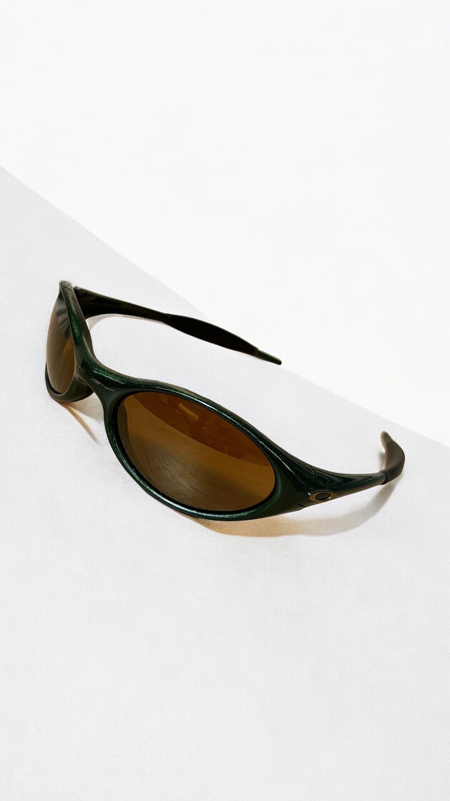 Oakley 1994 Eye Jacket Sunglasses in Moss Green/Gold Iridium