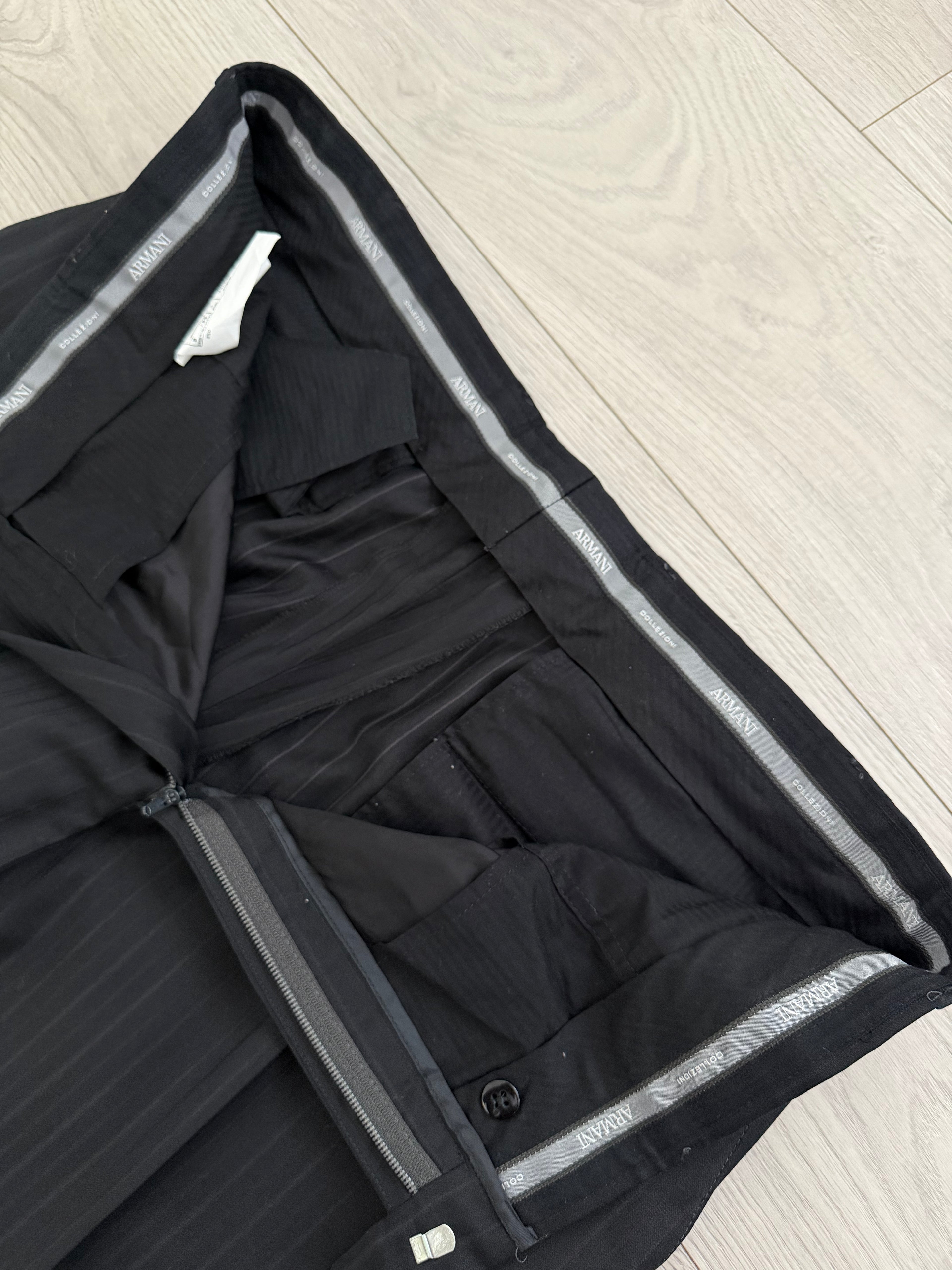 Armani 1990s 2B Striped Pleated Wool Suit - Size XXL Jacket / 38" Waist