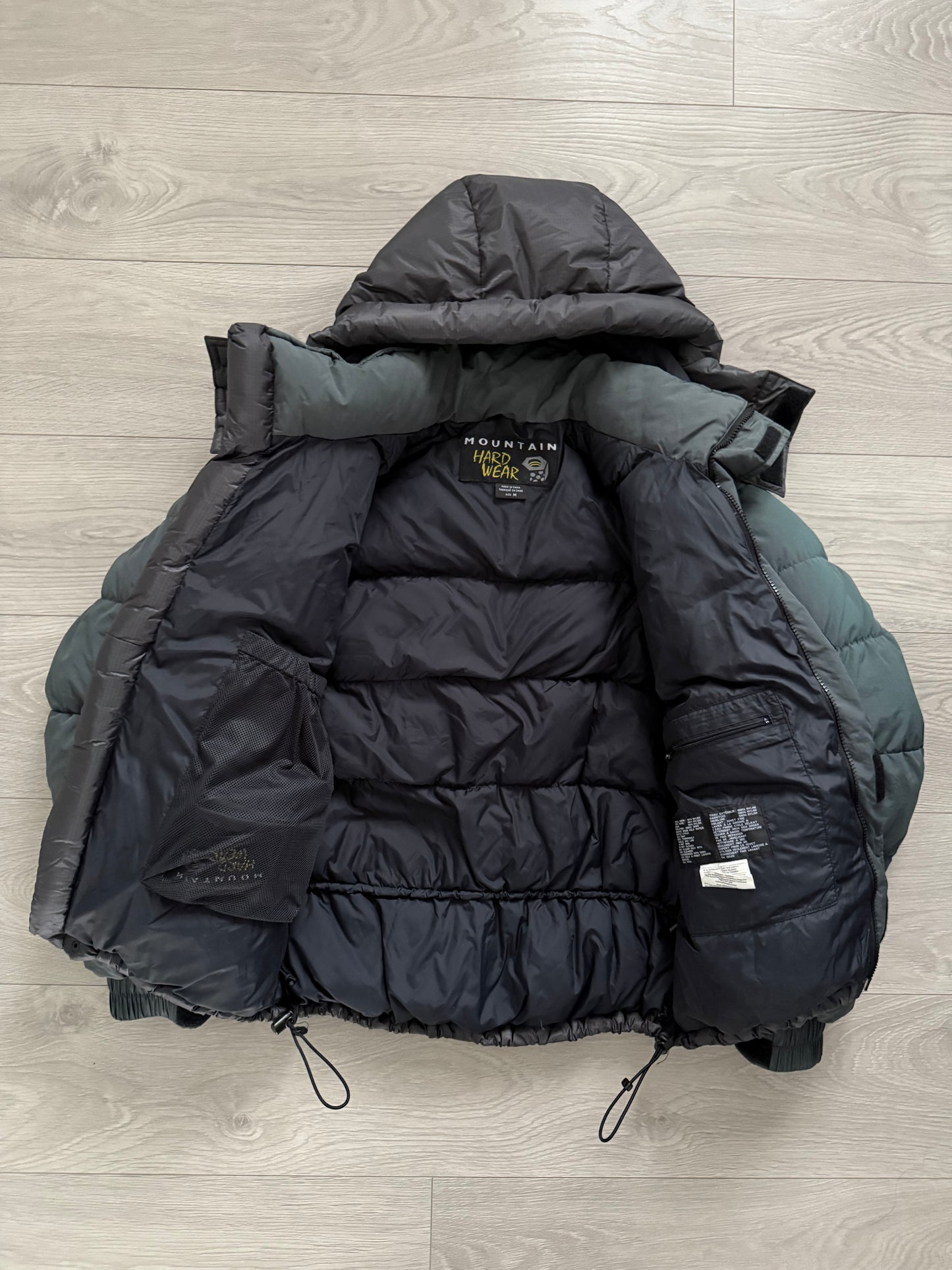 Mountain Hardwear 00s Conduit 'Sub Zero' Down Puffer Jacket - Size M