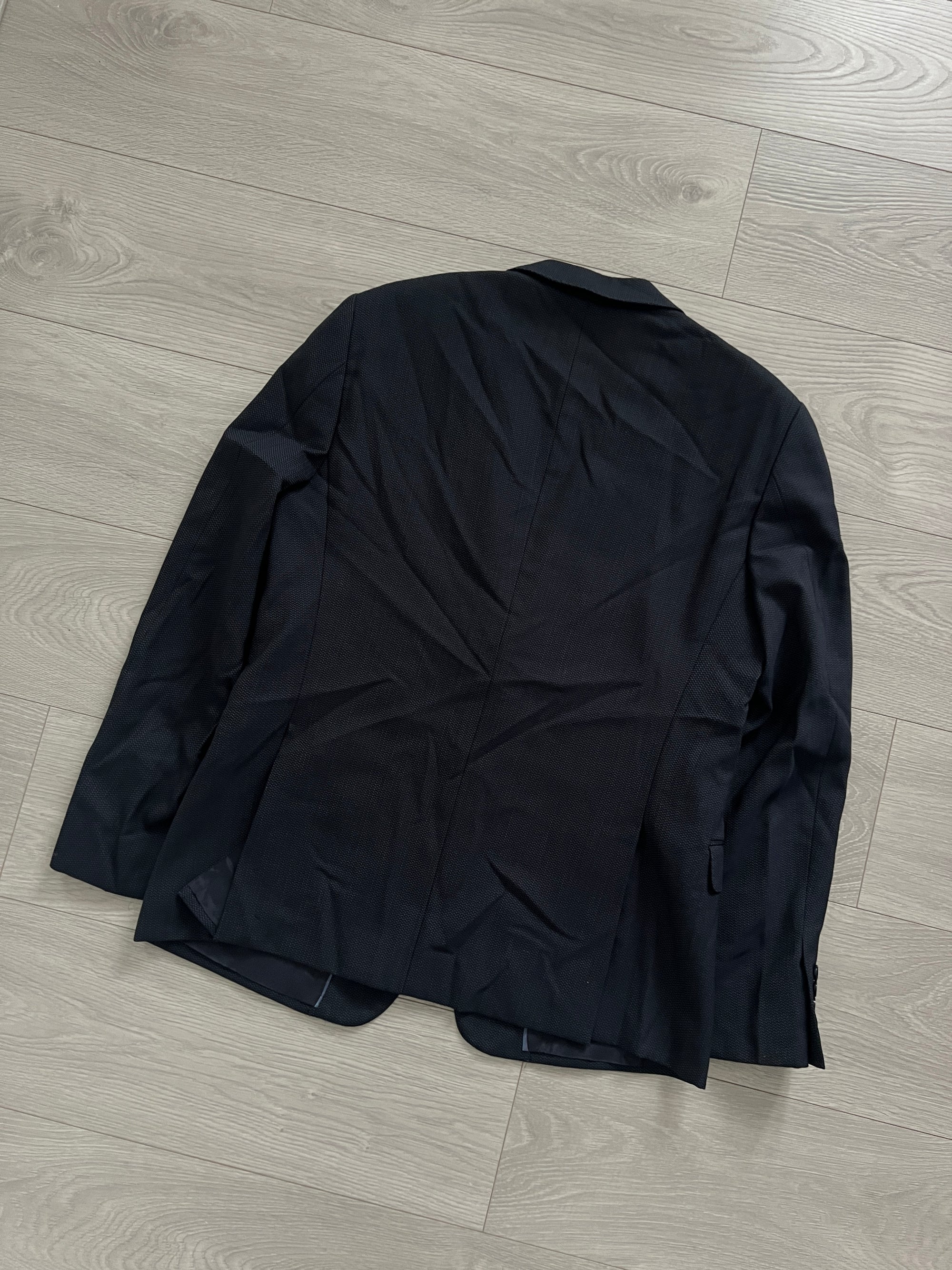 Armani Wool Pleated Blue Textured Suit - Size L Jacket / 34" Waist