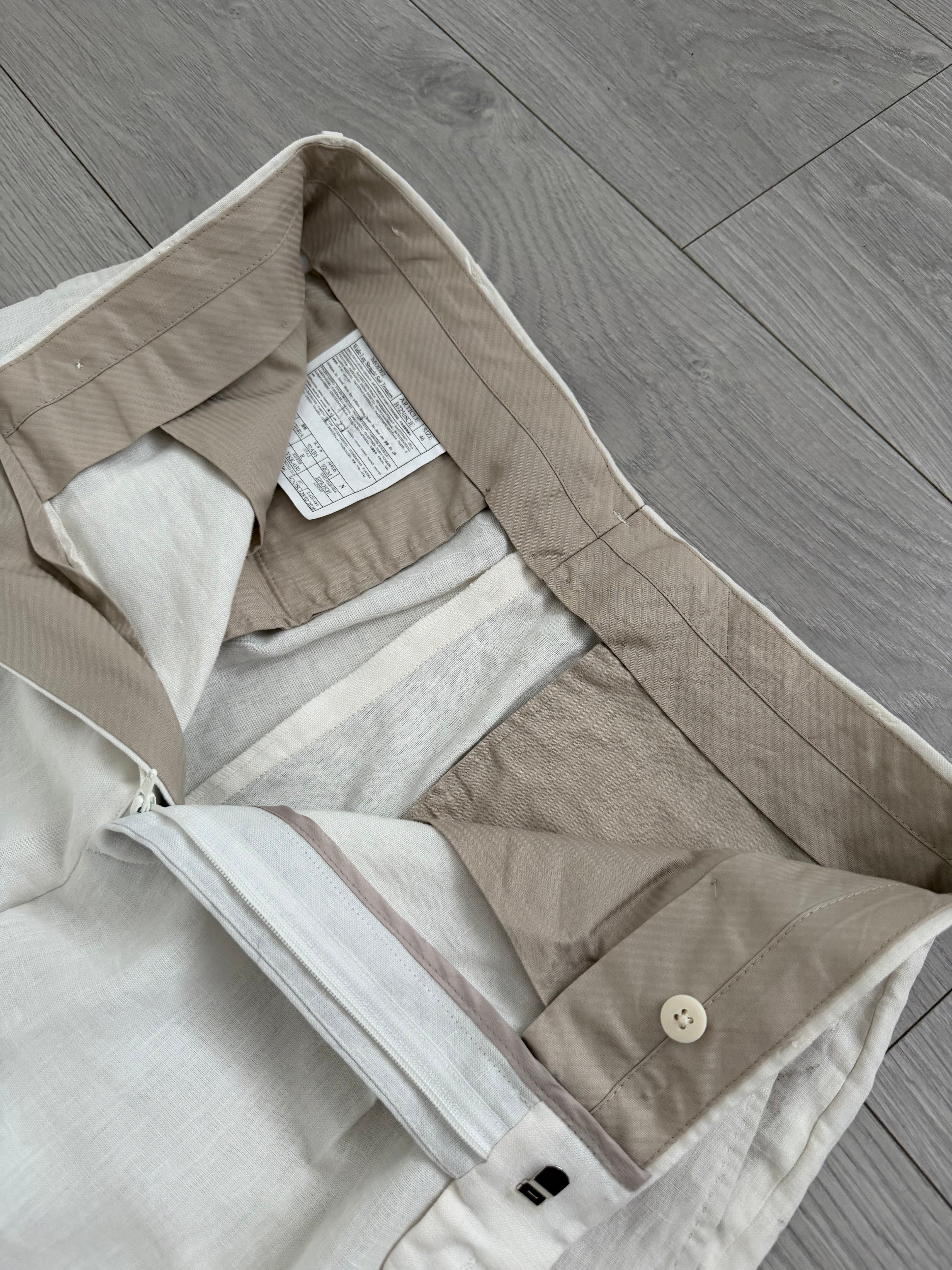 Suit Supply Pleated Linen White Pants - Size 30" Waist