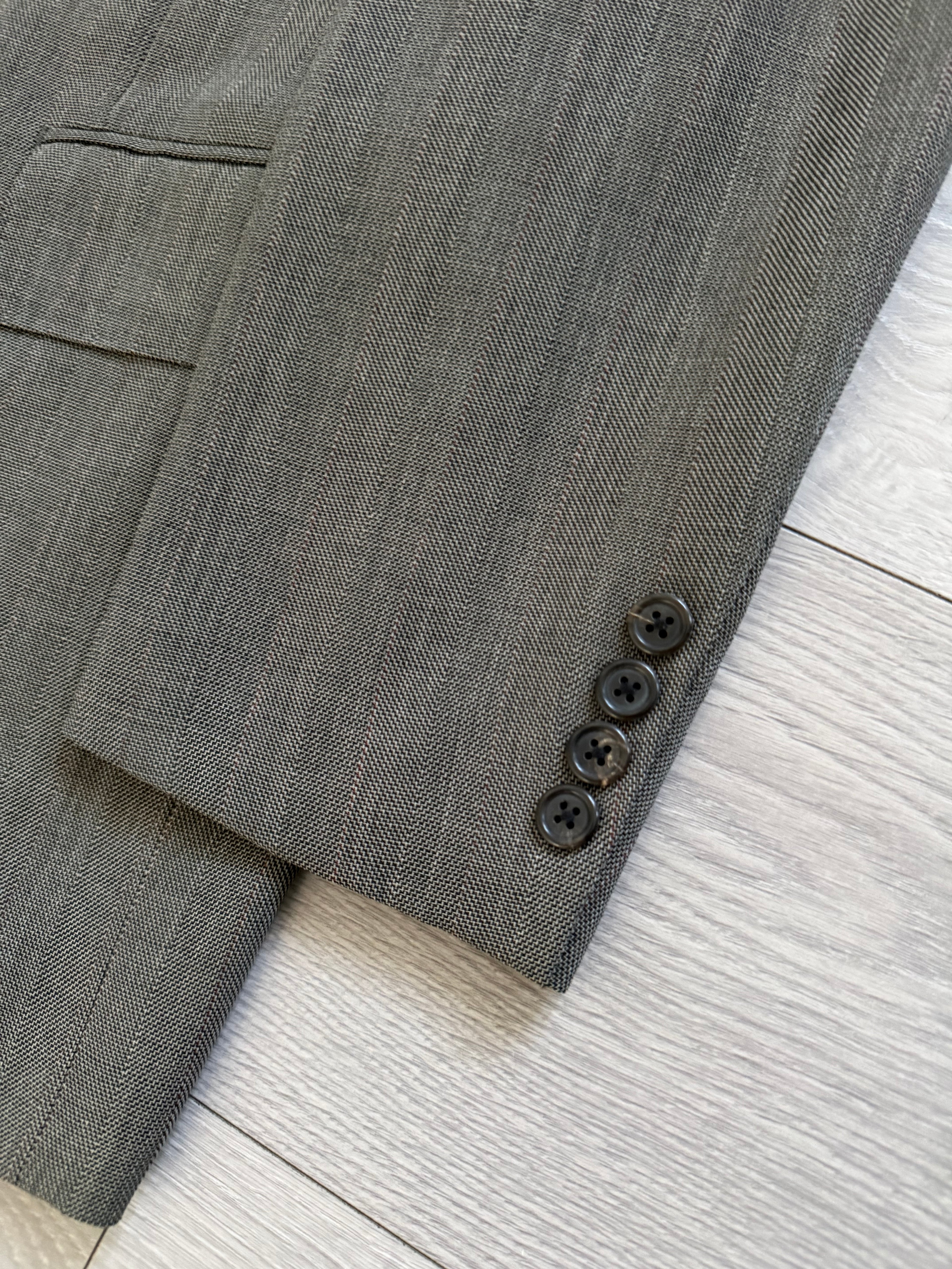 Ralph Lauren 1990s 2B Pleated Lightweight Wool Suit Green - Size M Jacket / 28" Waist