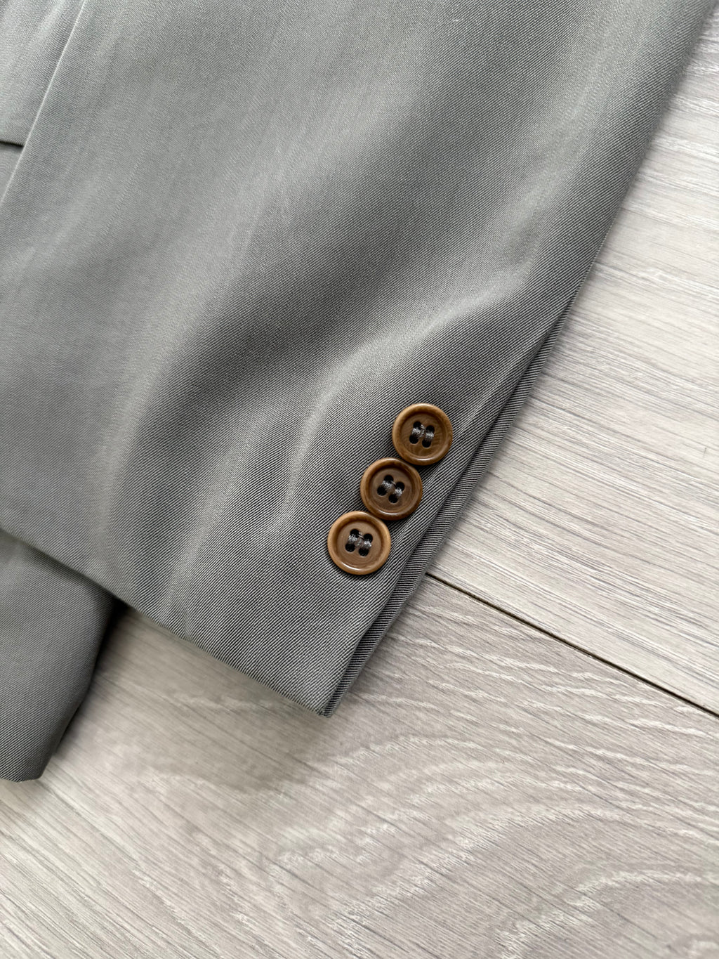 Hugo Boss 1980s 'Al Capone' Peaked Lapel Double Breasted Pleated Wool Silk Suit - Size XXL Jacket / 36" Waist