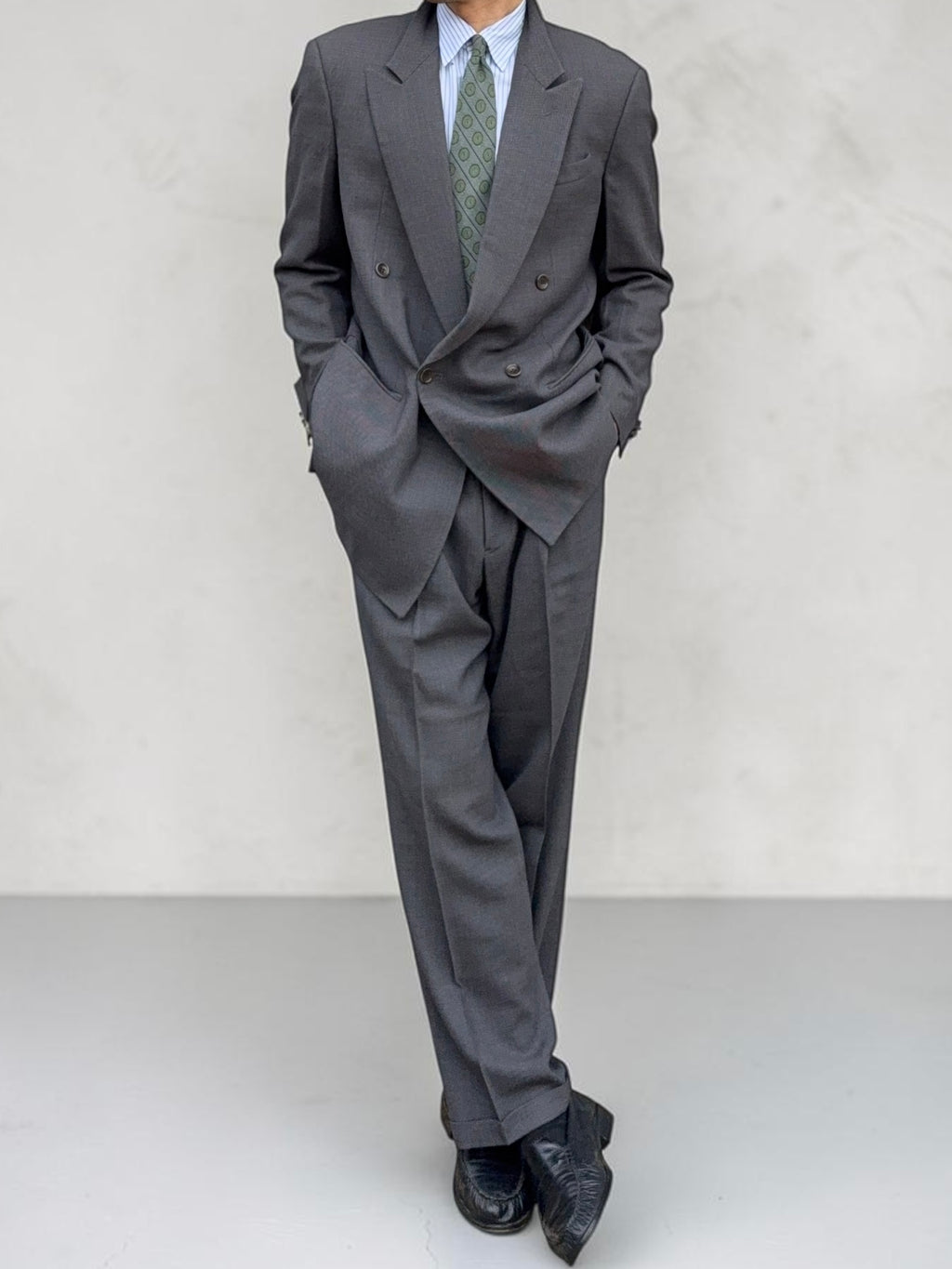 Armani 1990s Peaked Lapel Double Breasted Pleated Wool Grey Suit - Size L Jacket / 34" Waist