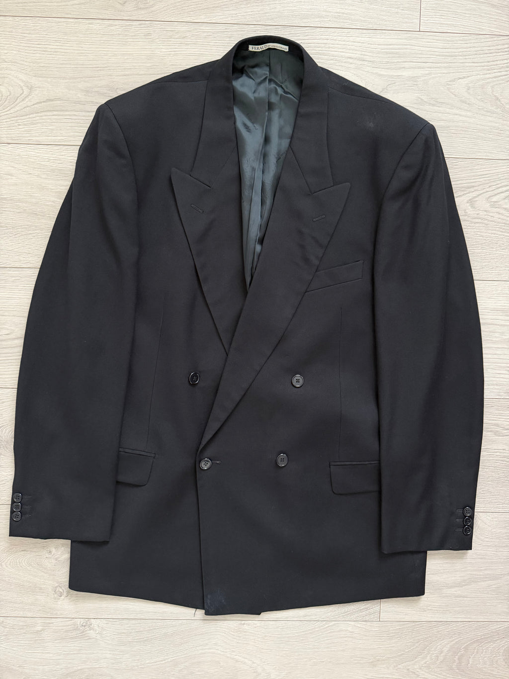 Louis Feraud Armani 1990s Peaked Lapel Pleated Double Breasted Wool Navy Suit - Size XXL Jacket / 38" Waist
