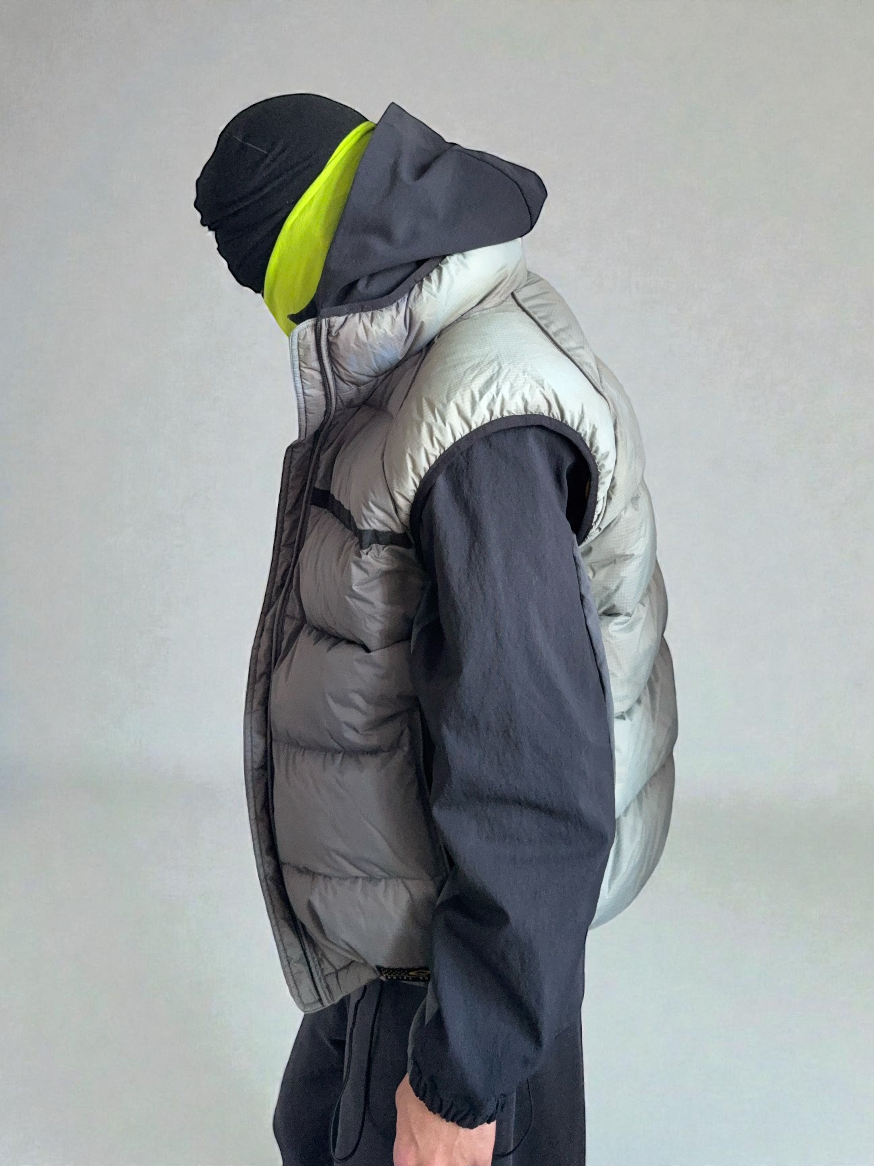 Oakley Software 2006 Technical Iridescent Down Puffer Vest - Size L