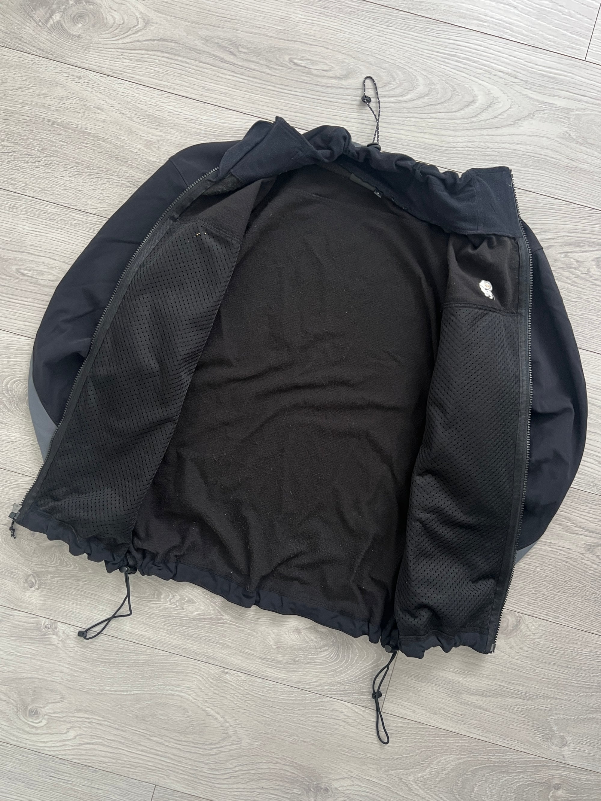 Mountain Hardwear 00s Technical Panelled Softshell Jacket - Size L