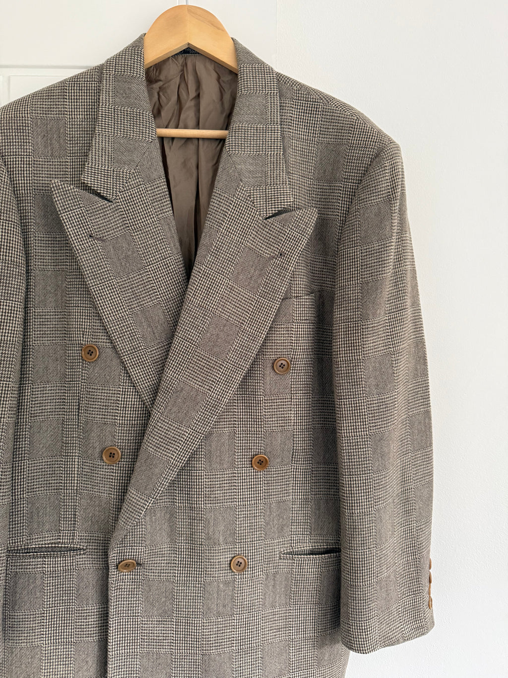 Valentino 1980s Peaked Lapel Double Breasted Textured Wool Sports Blazer Jacket - Size M