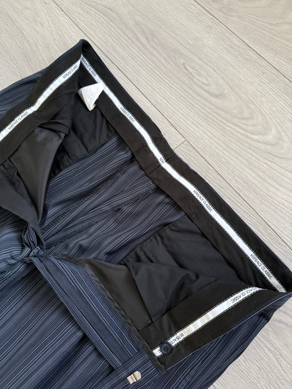 Versace 1980s Notch Lapel Double Breasted Wool Mohair Pleated Striped Suit - Size XXL Jacket / 38" Waist