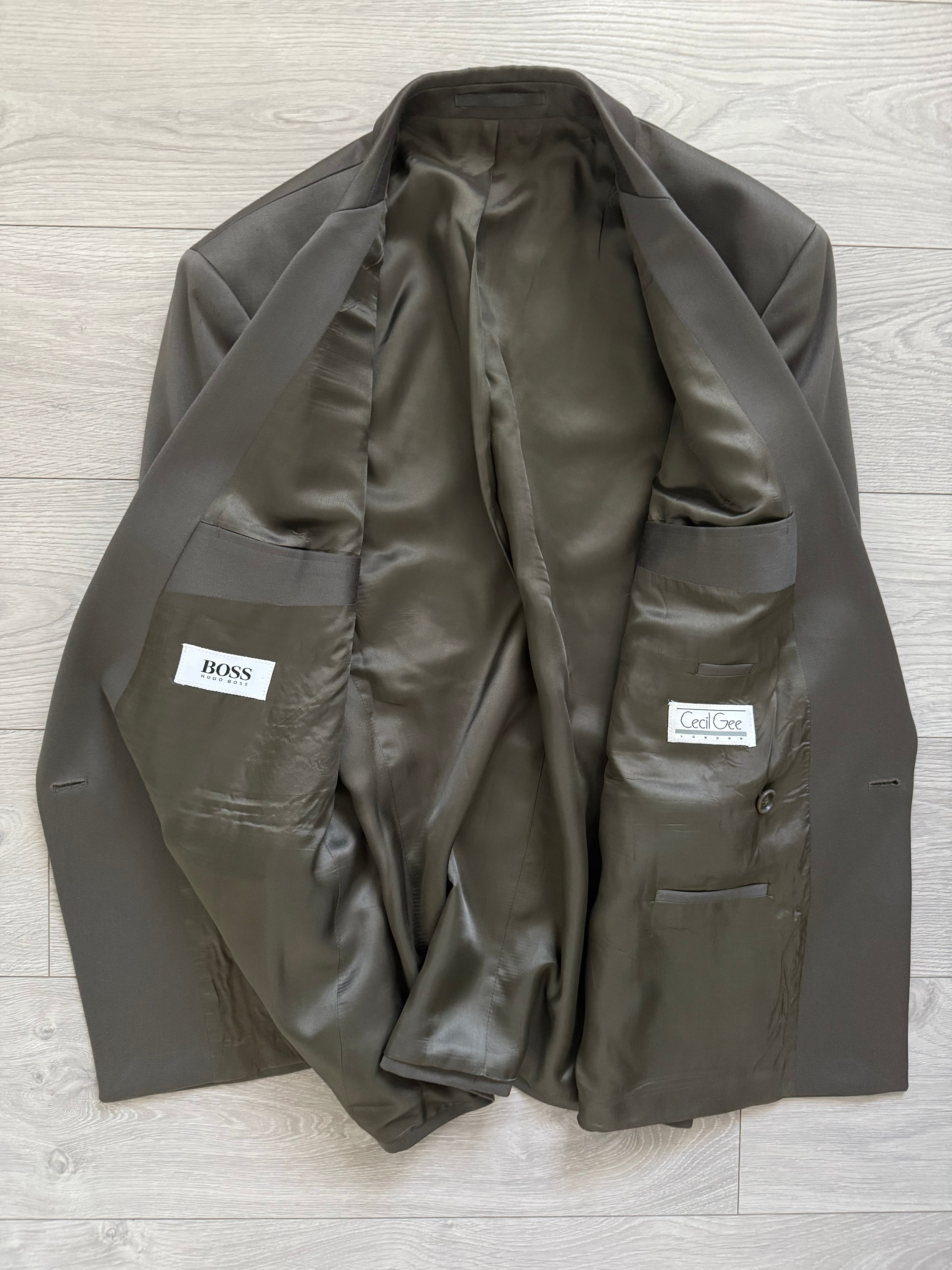 Hugo Boss 1980s 'Mitford' Peak Lapel Double Breasted Pleated Taupe Green Suit - Size L Jacket / 30" Waist
