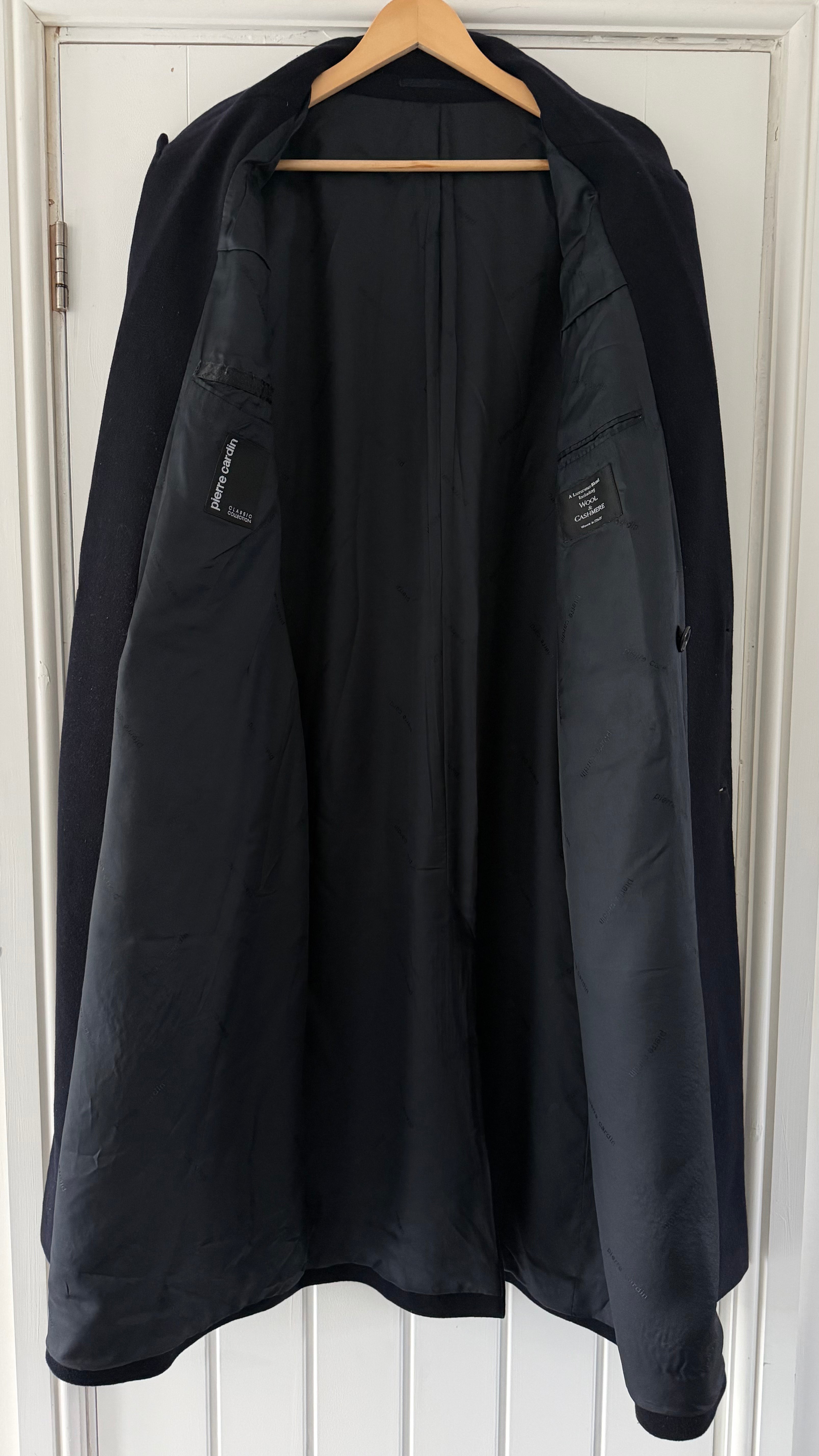 Pierre Cardin 1990s Peaked Lapel Double Breasted Wool Cashmere Coat Made in Italy - Size L